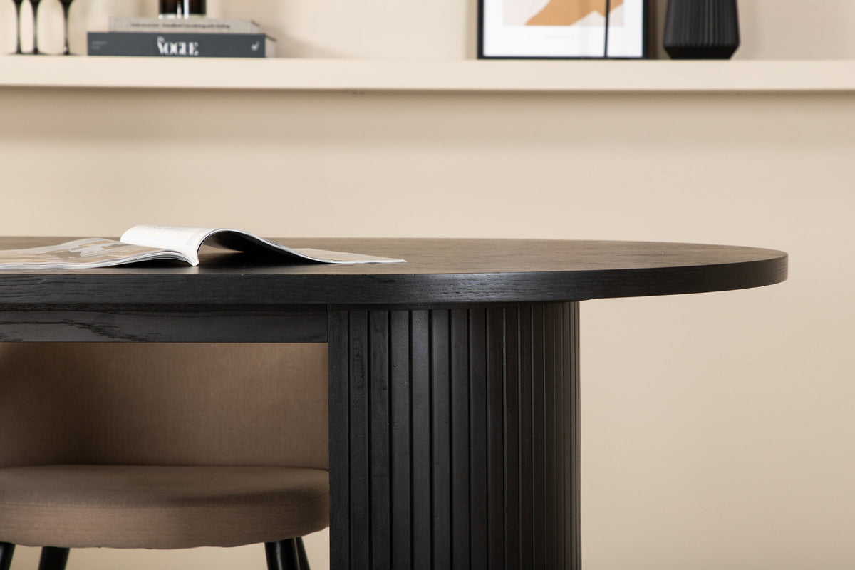 Bianca Esszimmerset + Velvet 200cm/4St. in Schwarz / Beige präsentiert im Onlineshop von KAQTU Design AG. Esszimmerset ist von Venture Home