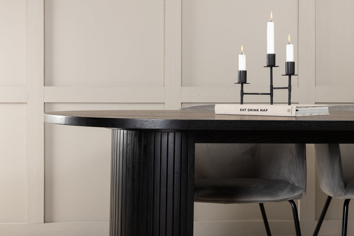 Bianca Esszimmerset + Berit 200cm/4St. in Schwarz präsentiert im Onlineshop von KAQTU Design AG. Esszimmerset ist von Venture Home