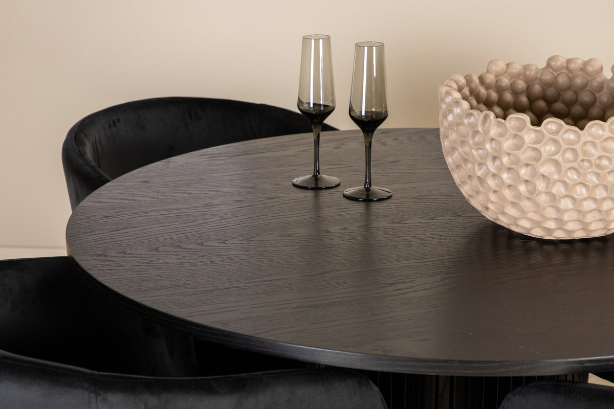 Bianca Esszimmerset + Berit ⌀110cm/4St. in Schwarz / Schwarz präsentiert im Onlineshop von KAQTU Design AG. Esszimmerset ist von Venture Home