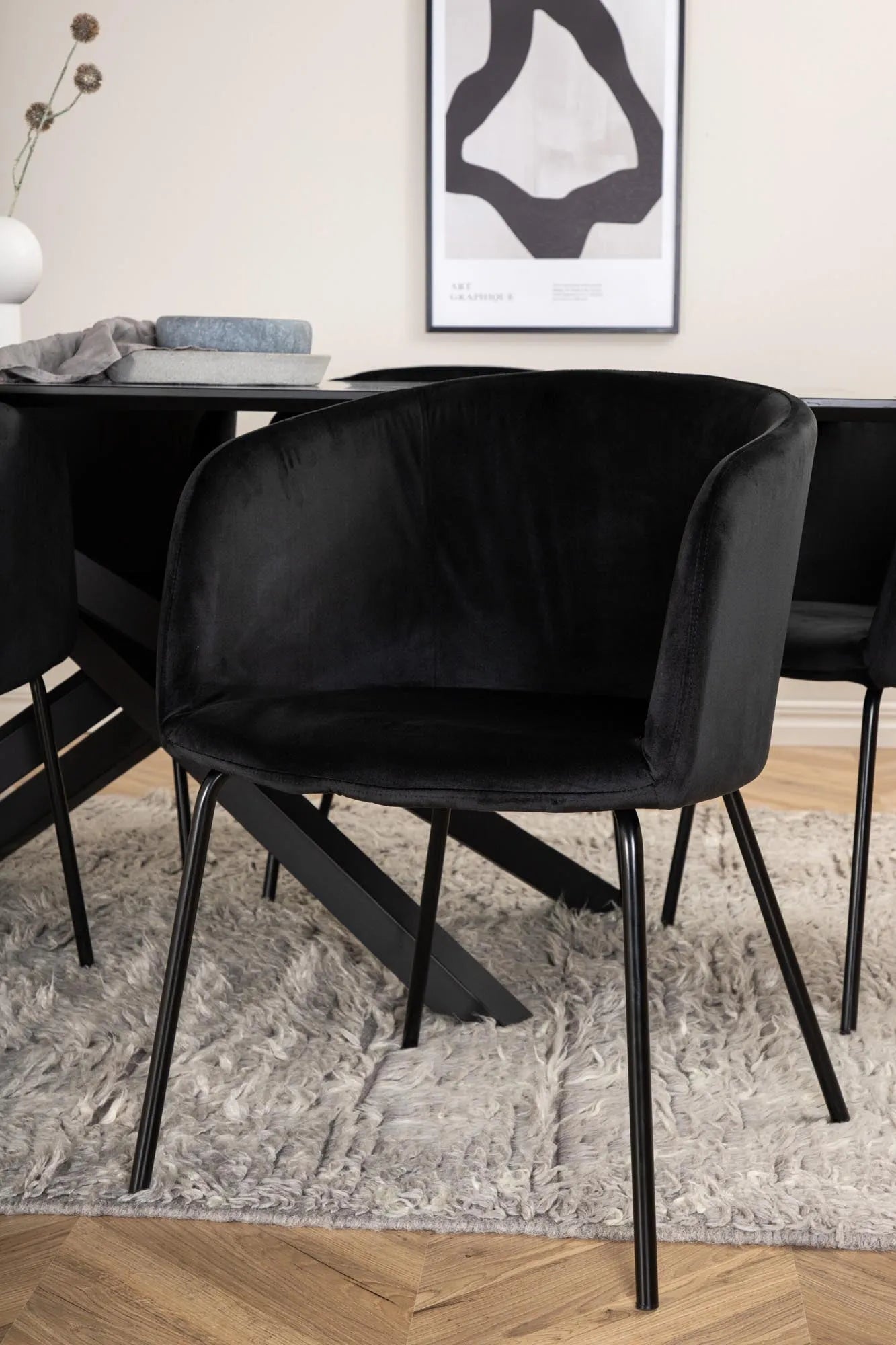 Stilvolles Piazza Esszimmerset: Zeitloses Design für Ihr Zuhause.