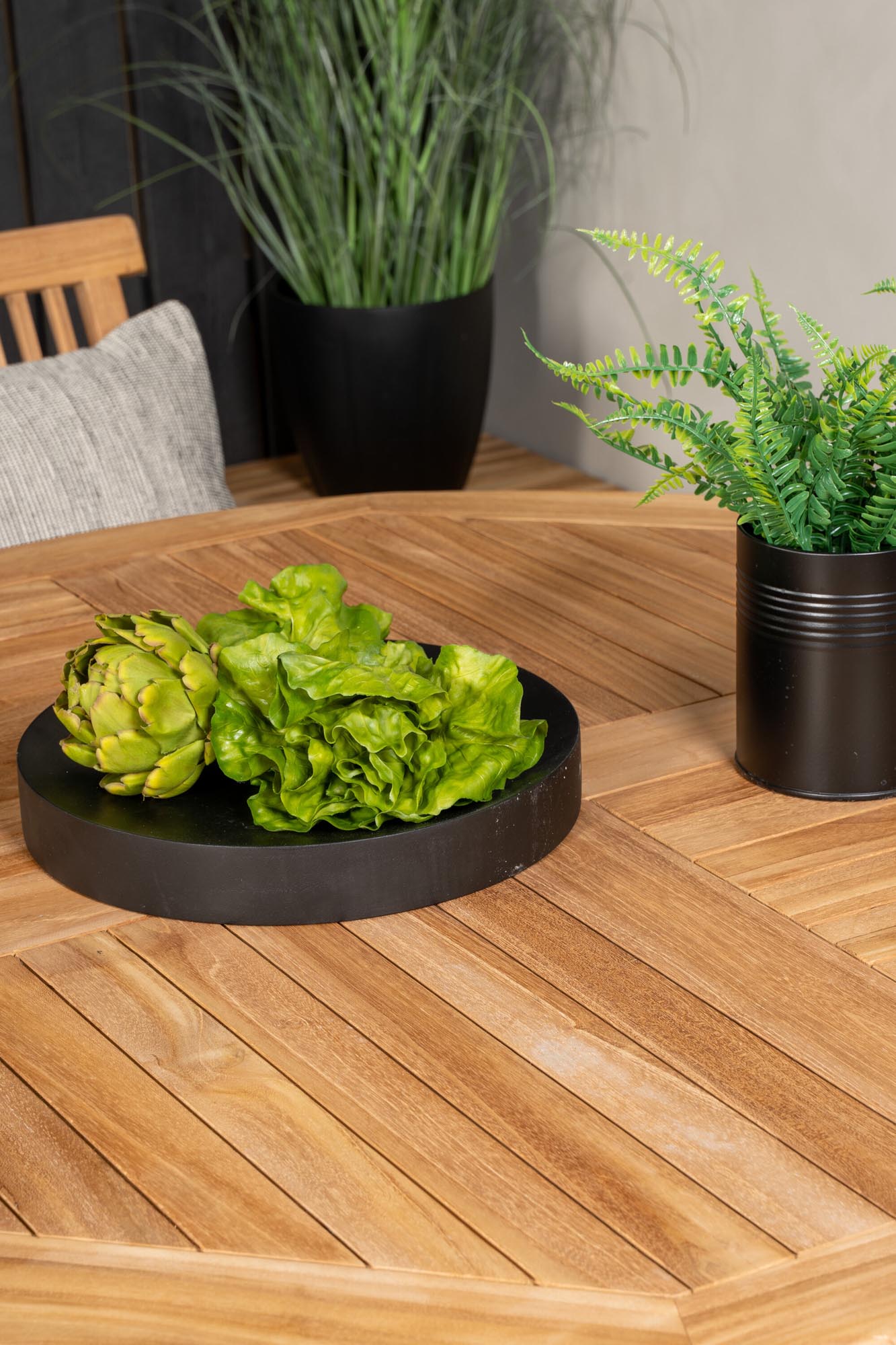 Outdoor-Tischset Kenya ⌀120cm/4St. in Natur präsentiert im Onlineshop von KAQTU Design AG. Gartentischset ist von Venture Home