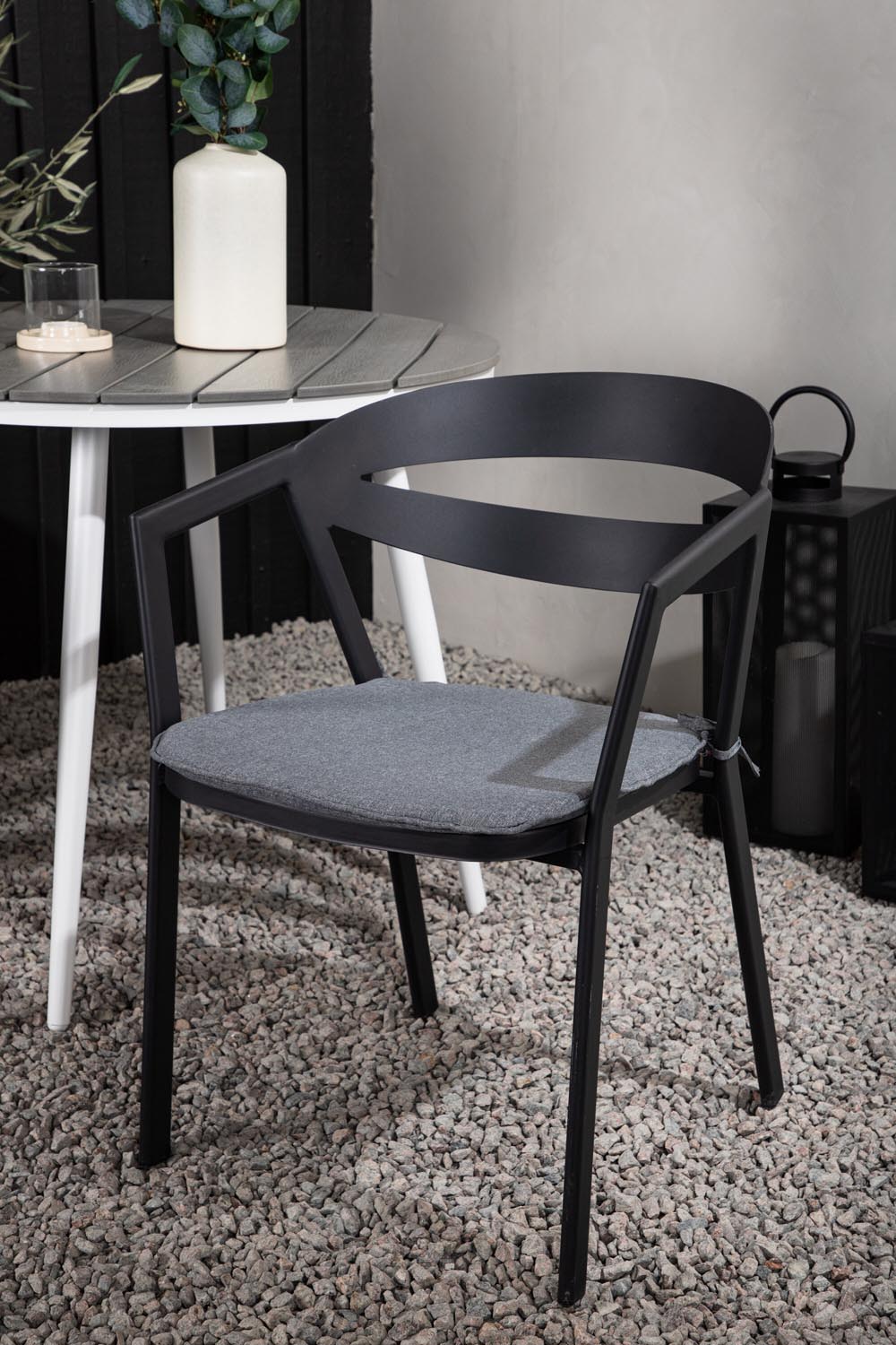 Break Outdoor-Tischset + Slit ⌀90cm/2St. in Weiss präsentiert im Onlineshop von KAQTU Design AG. Gartentischset ist von Venture Home