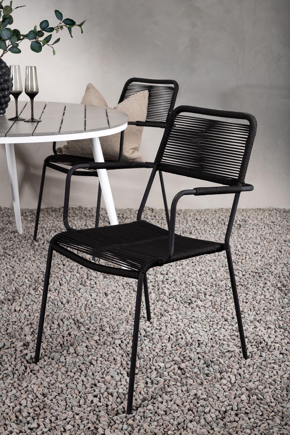 Break Outdoor-Tischset + Lindos Arm ⌀120cm/4St. in Weiss präsentiert im Onlineshop von KAQTU Design AG. Gartentischset ist von Venture Home