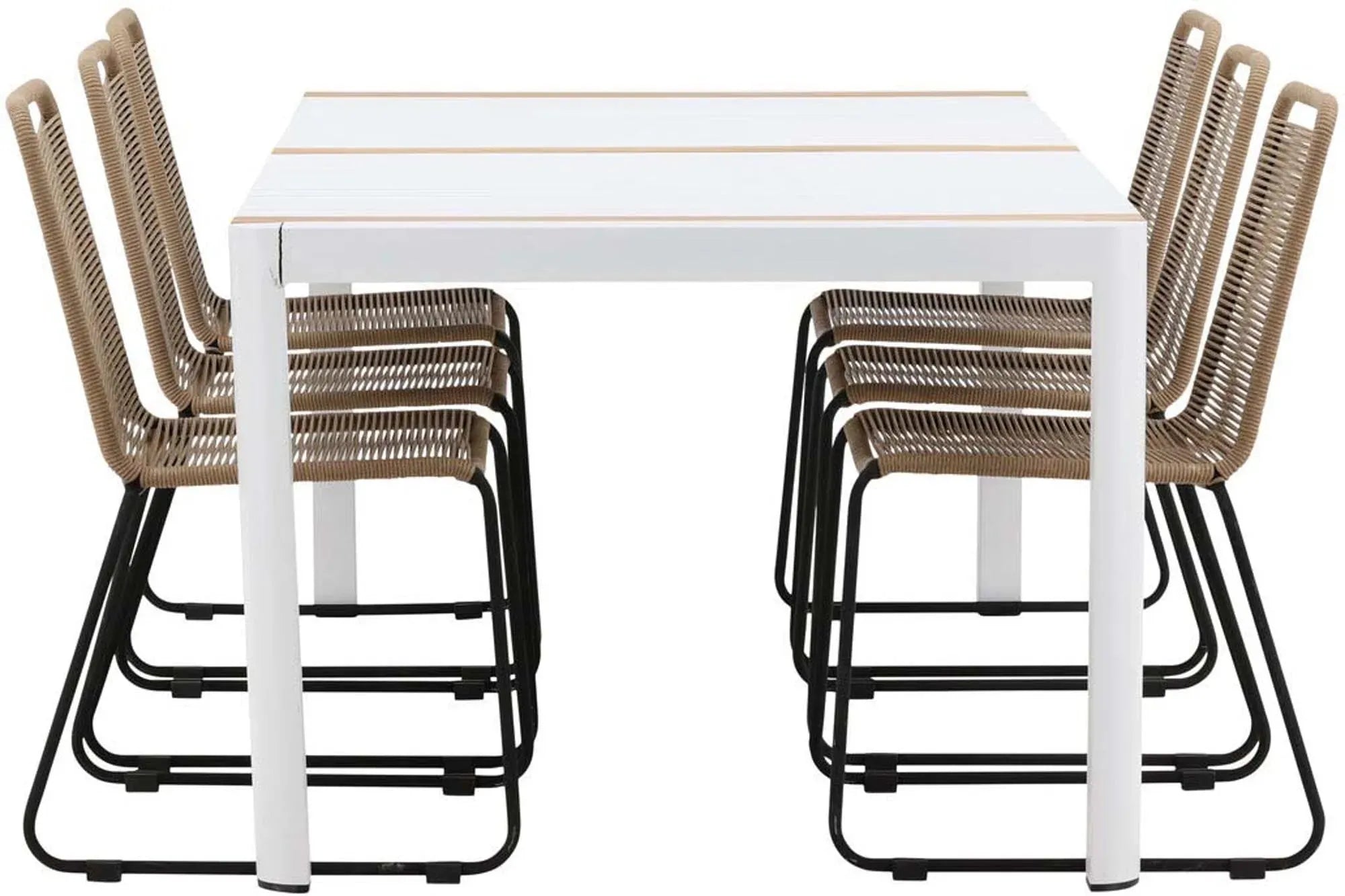 Elegantes Togo Set: Ideal für gesellige Abende im Freien.