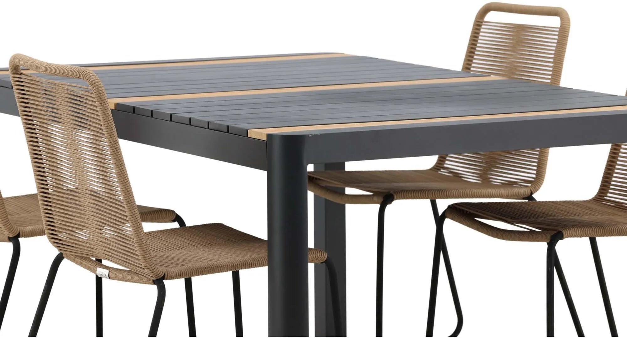 Venture Home Togo: Stilvolles 4er-Set für Outdoor-Genuss.