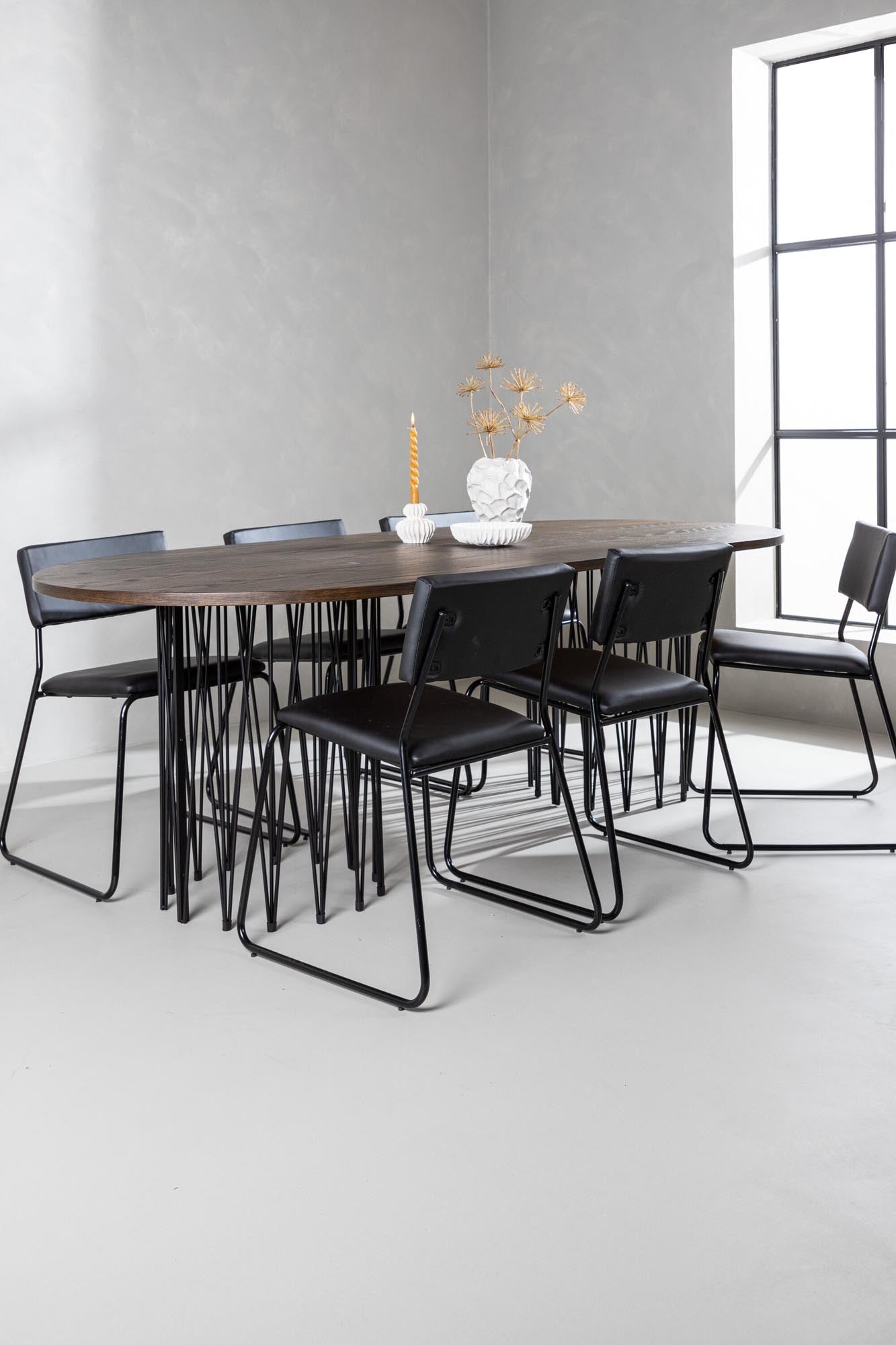 Stilvolles Esszimmerset Stone + Kenth, ovaler Tisch für 6 Personen, modernes Design, hochwertige Materialien, ideal für gesellige Abende.