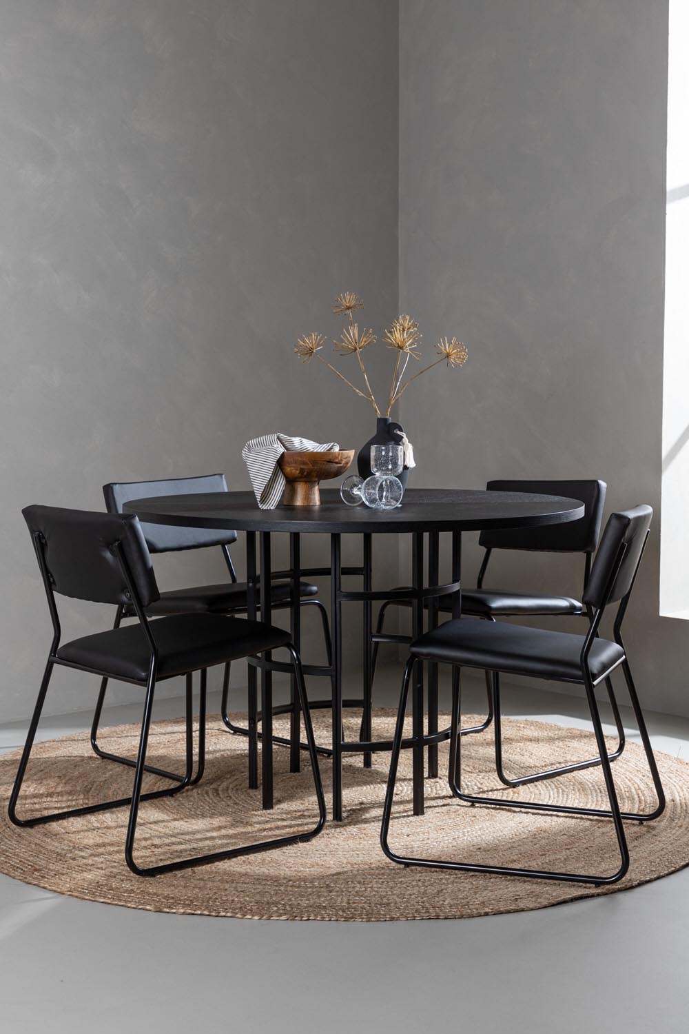 Esszimmerset Copenhagen + Kenth ⌀115cm/4St. in Schwarz präsentiert im Onlineshop von KAQTU Design AG. Esszimmerset ist von Venture Home
