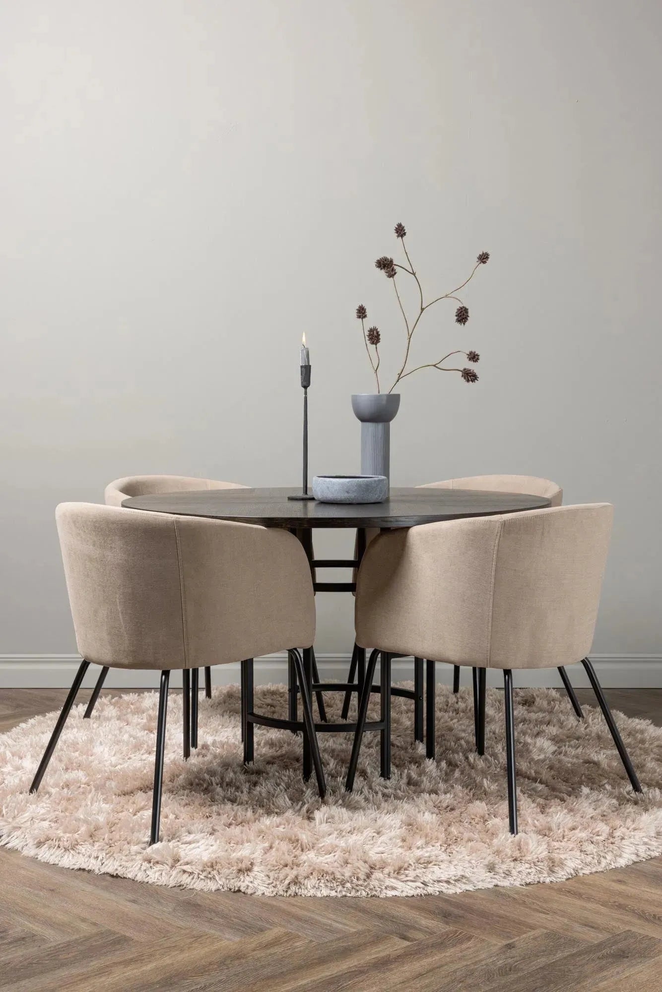 Esszimmerset Copenhagen + Berit: Stilvoller Komfort für Ihr Zuhause.