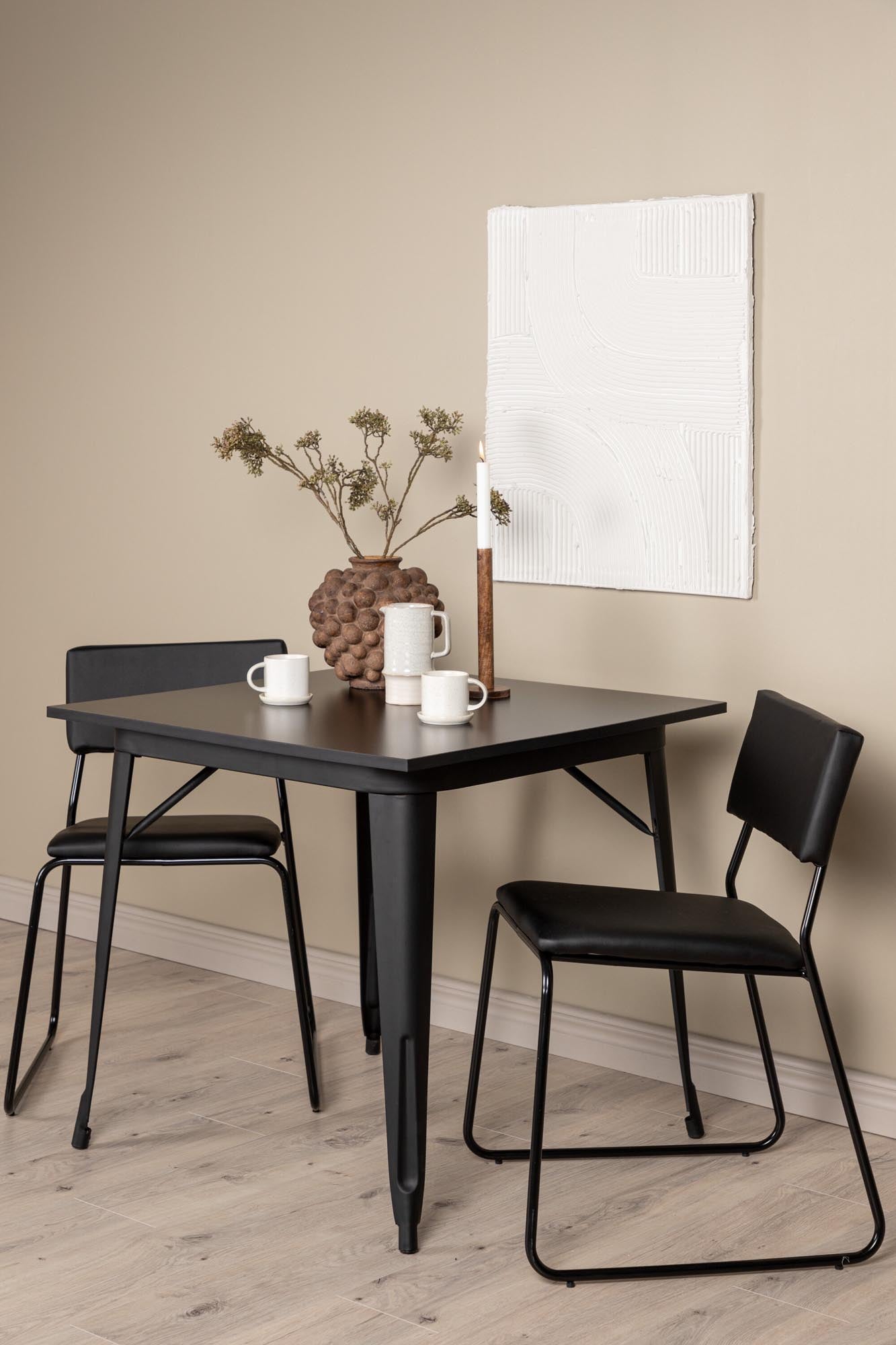 Verleihen Sie Ihrem Essbereich mit dem Tempe Esszimmerset + Kenth 80cm/2St. von Venture Home einen modernen Touch – eleganter Tisch und komfortable Stühle.