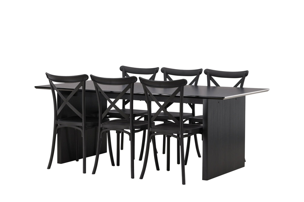 Esszimmerset aus rechteckigem MDF-Tisch in Rauchschwarz mit sechs Limhamn-Stühlen, beiger Samtbezug, muschelförmige Rückenlehne, schwarze Metallbeine.