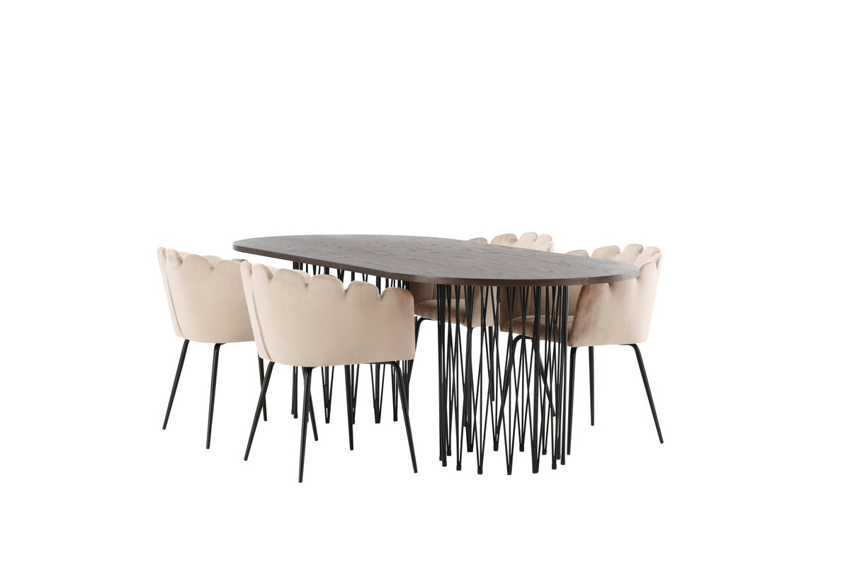 Ovaler Esstisch mit Tischplatte aus MDF mit Mocca-Furnier und schwarzem Metallgestell, umgeben von vier Limhamn-Stühlen mit beigem Samtbezug.