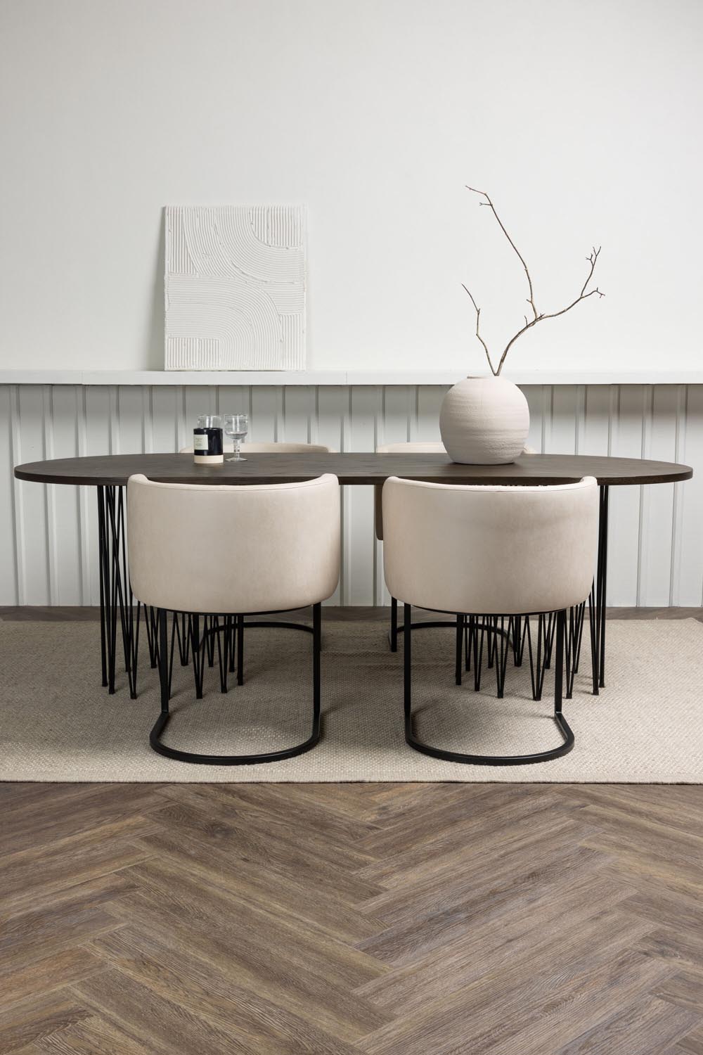 Stone Esszimmerset + Simrishamn 220cm/4St. in Beige, Schwarz präsentiert im Onlineshop von KAQTU Design AG. Esszimmerset ist von Venture Home