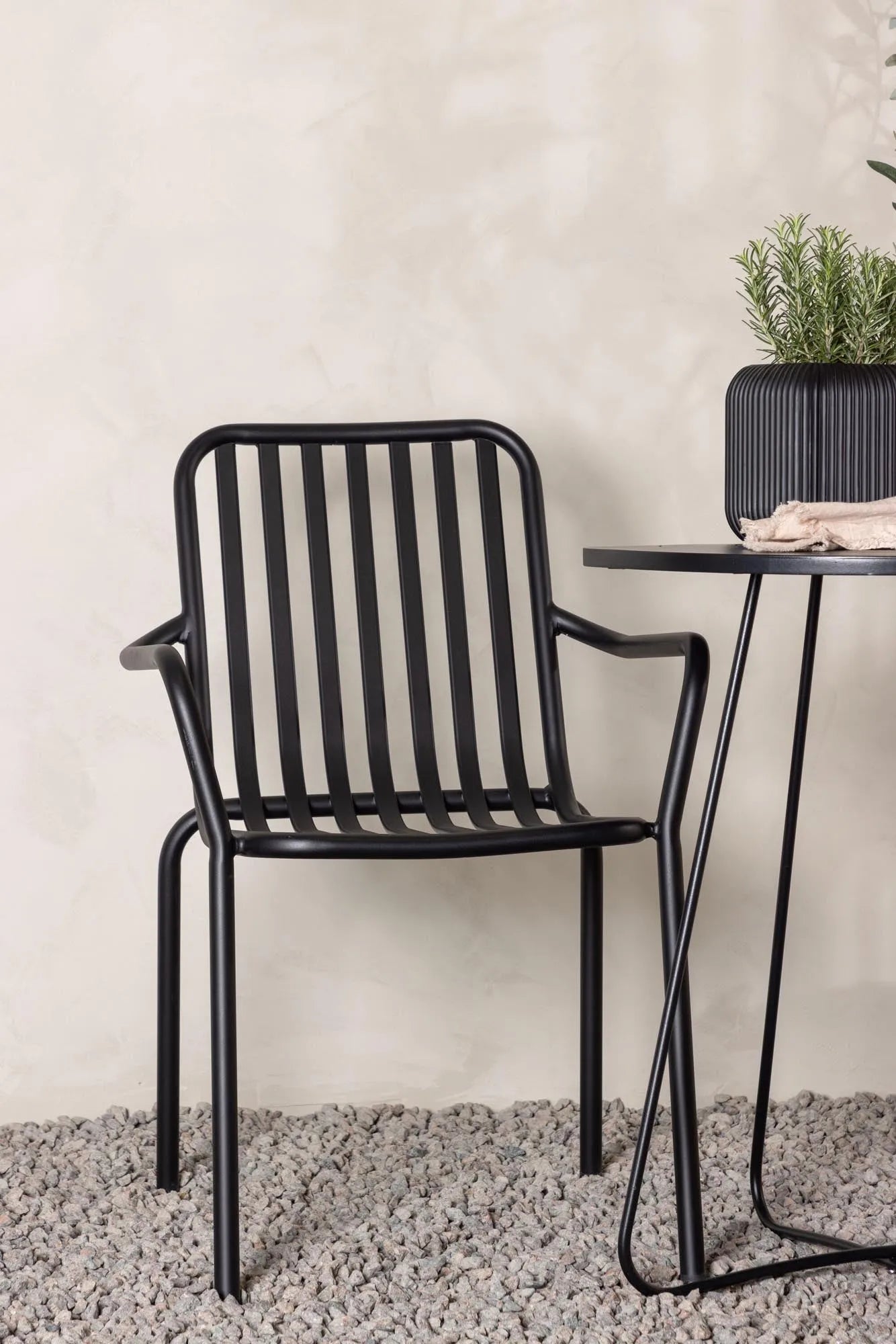 Robustes Bacong Tischset ⌀60cm für stilvolle Outdoor-Momente.
