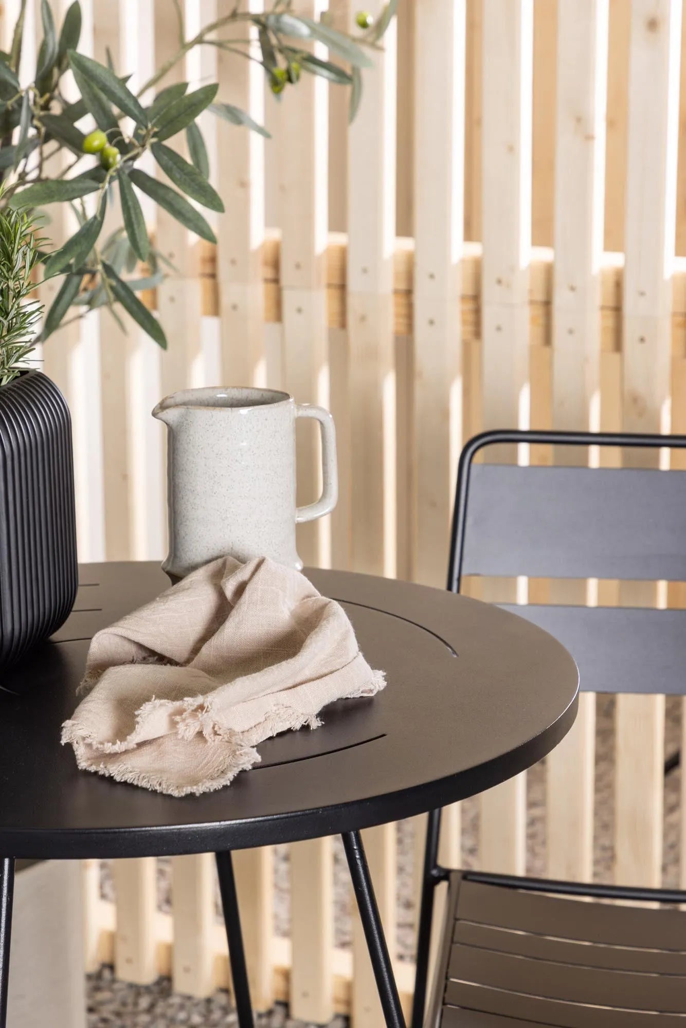 Elegantes Bacong Tischset ⌀60cm für gemütliche Outdoor-Abende.