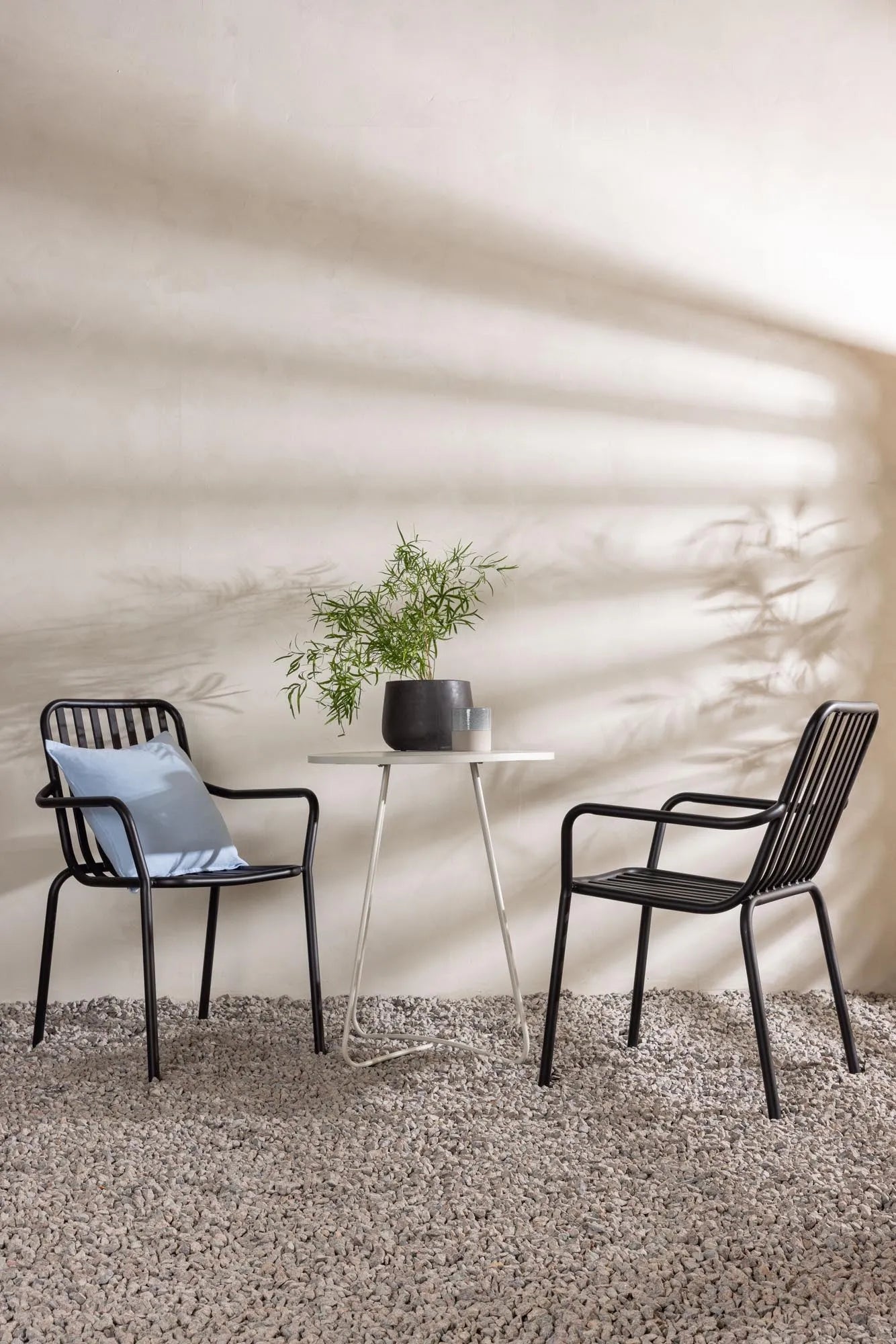 Robustes Bacong Tischset für gemütliche Outdoor-Abende von Venture Home.
