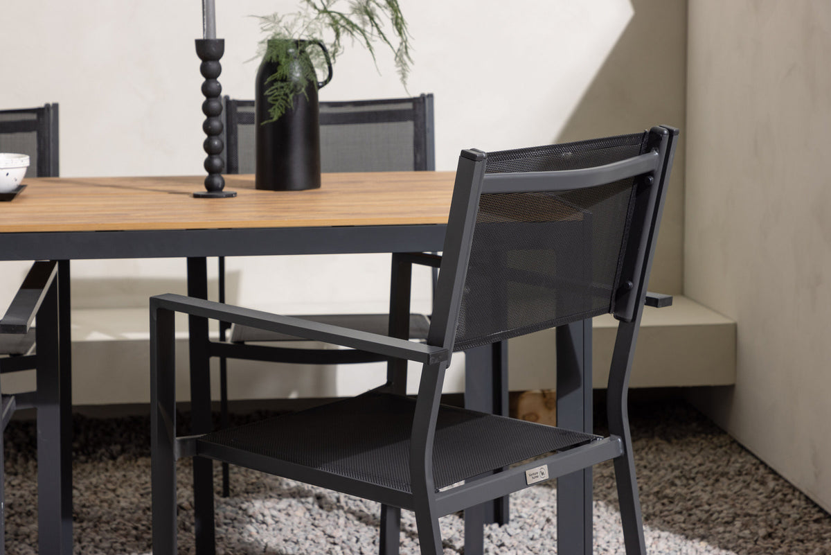 Break Outdoor-Tischset + Copacabana 150cm/4St. in Schwarz / Natur präsentiert im Onlineshop von KAQTU Design AG. Gartentischset ist von Venture Home