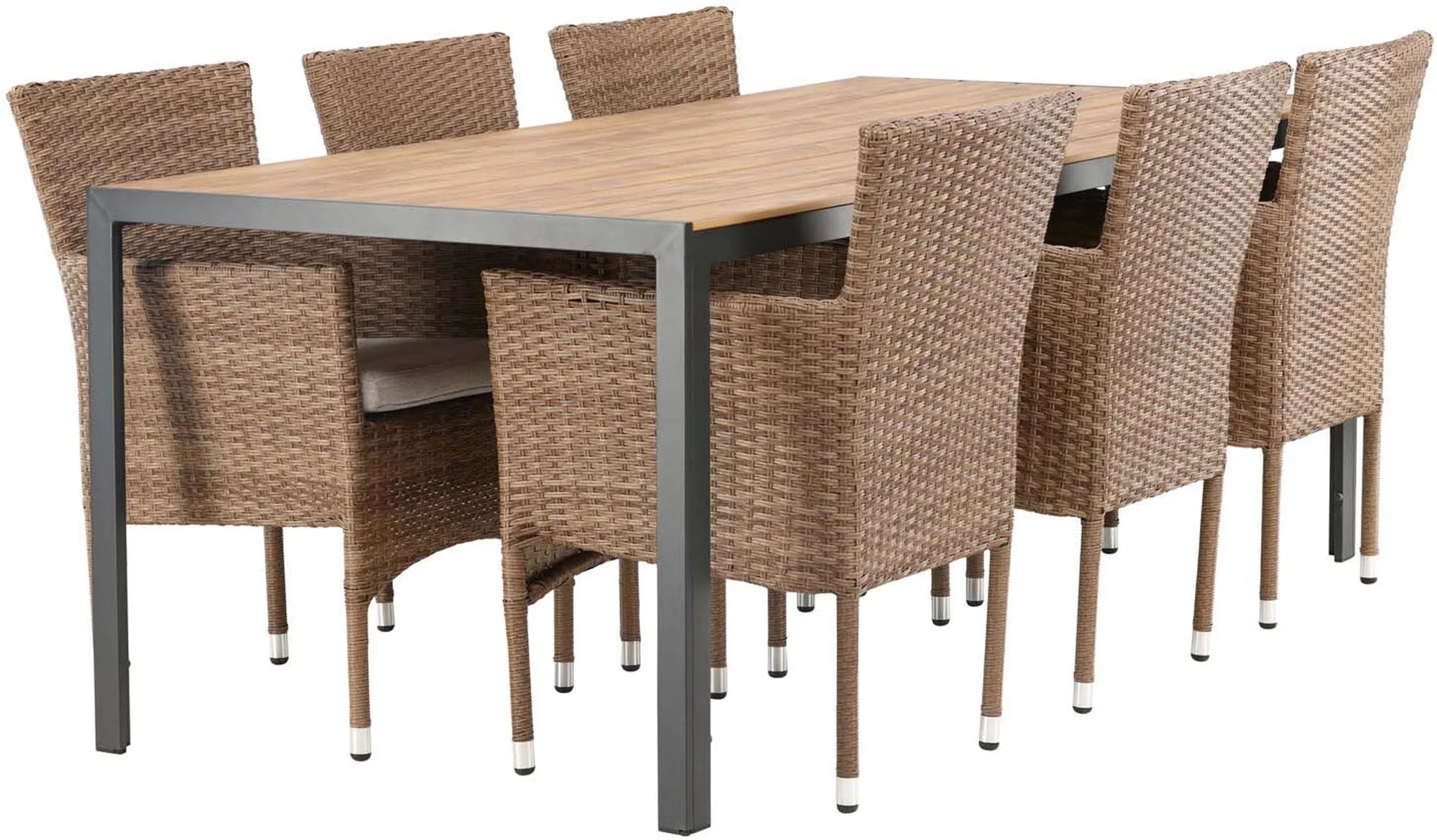 Stilvolles Outdoor-Tischset für gesellige Abende im Freien.