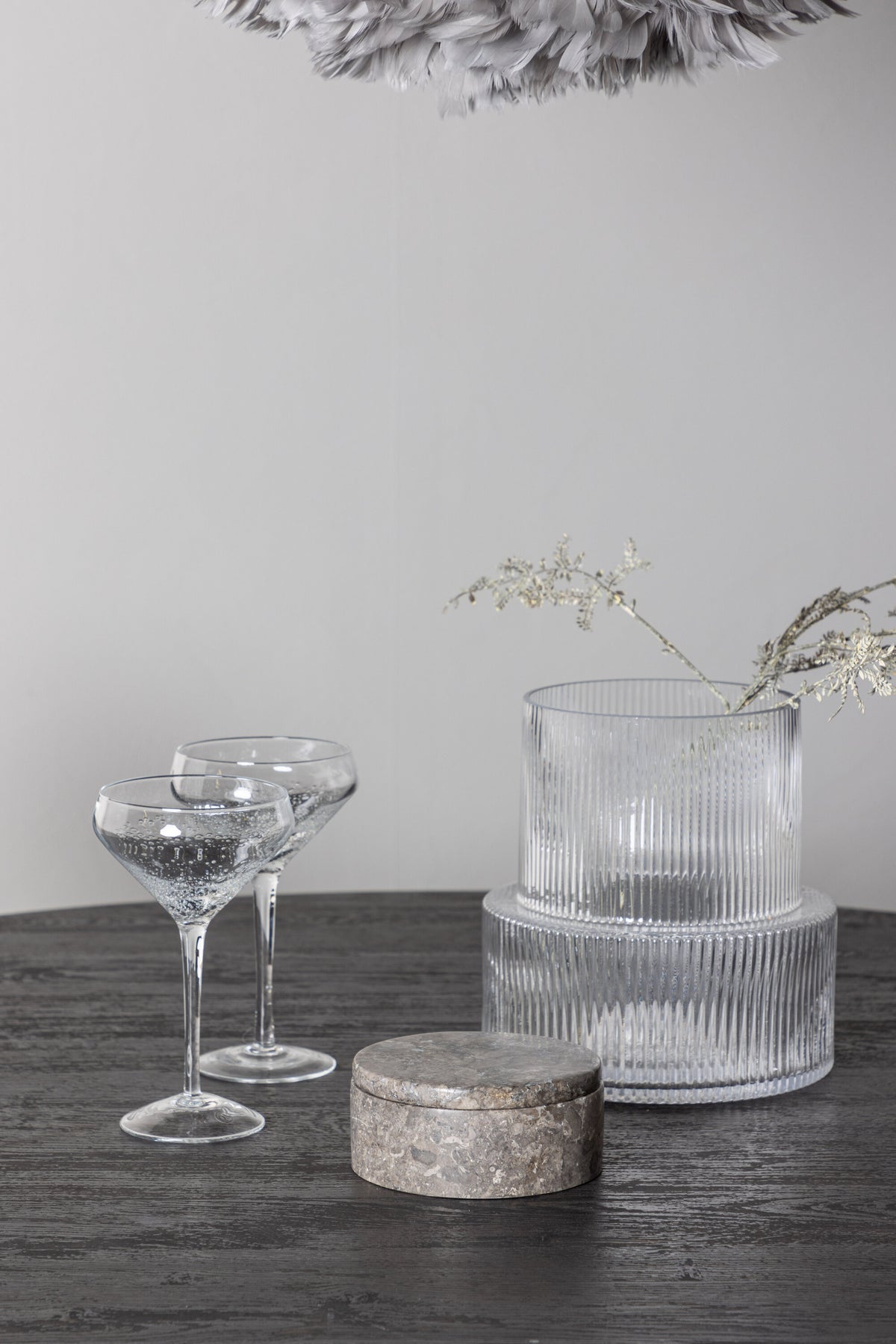Lanzo Esszimmerset + Polar ⌀120cm/4St. in Braun / Schwarz präsentiert im Onlineshop von KAQTU Design AG. Esszimmerset ist von Venture Home