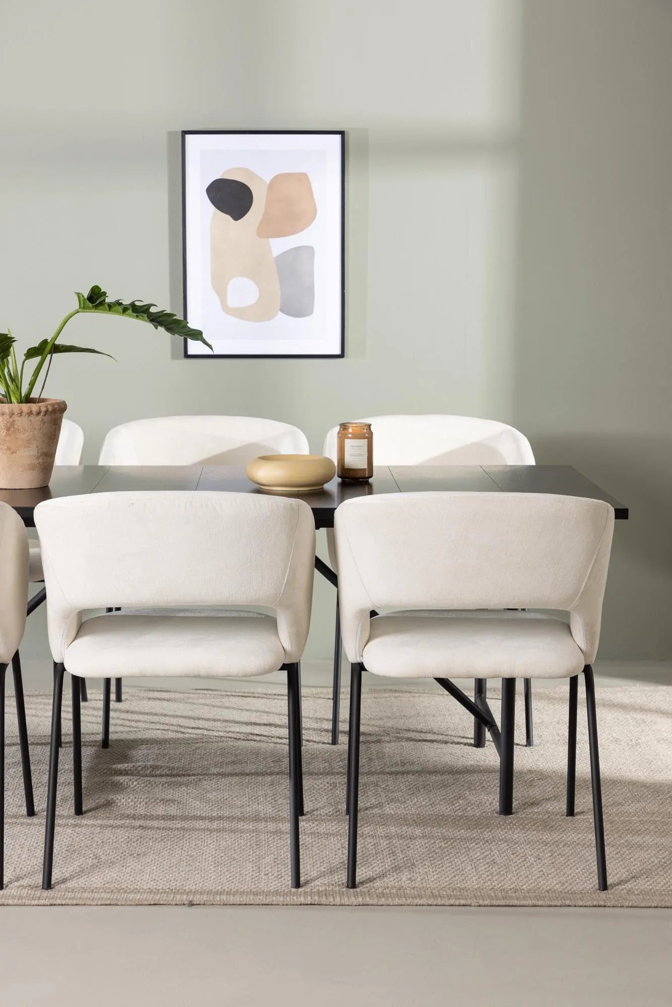 Elegantes Astrid Esszimmerset von Venture Home: 200cm Tisch, 6 bequeme Stühle, stilvolles Design, ideal für gesellige Abende.