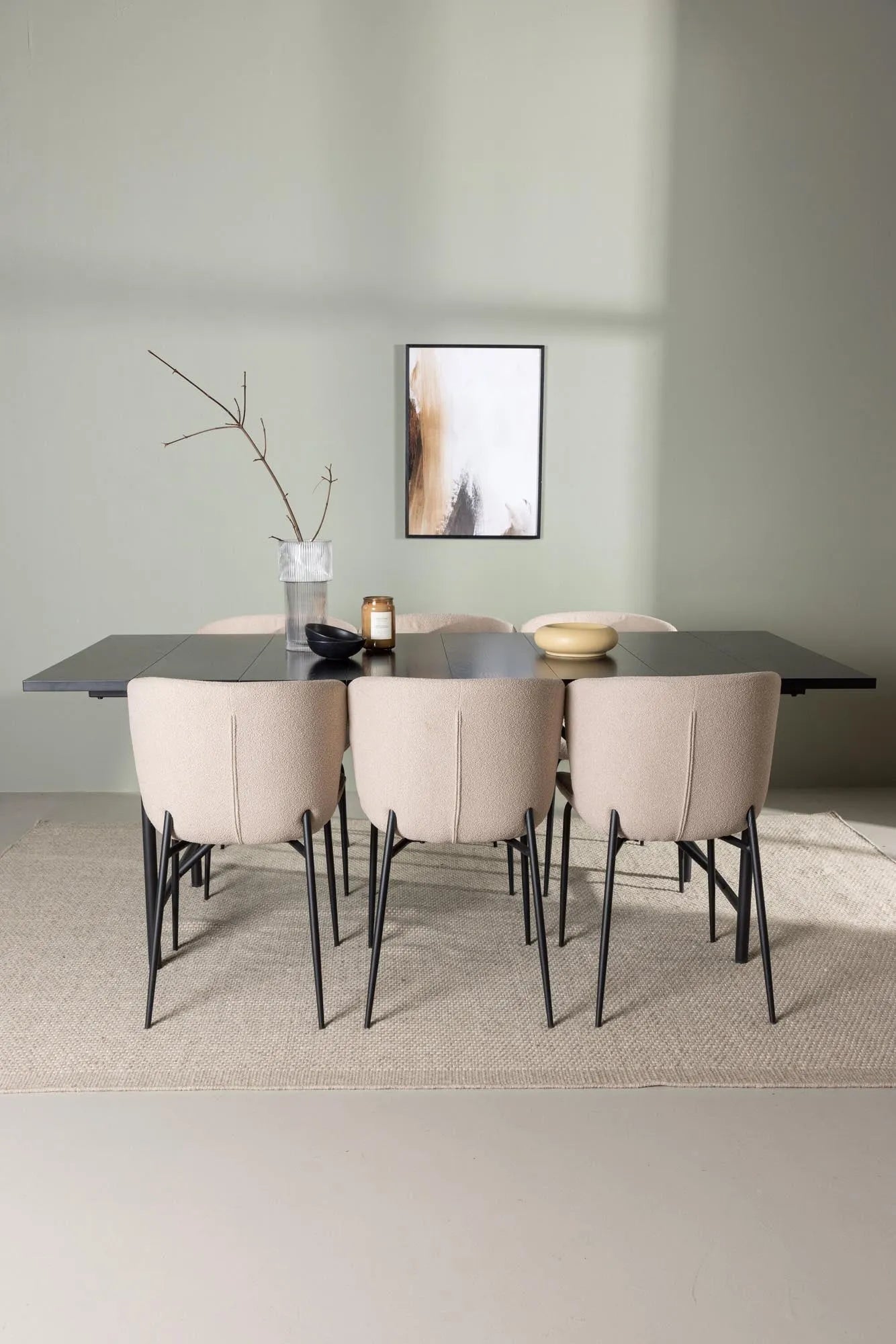 Elegantes Esszimmerset Astrid + Modesto für stilvolle Mahlzeiten.