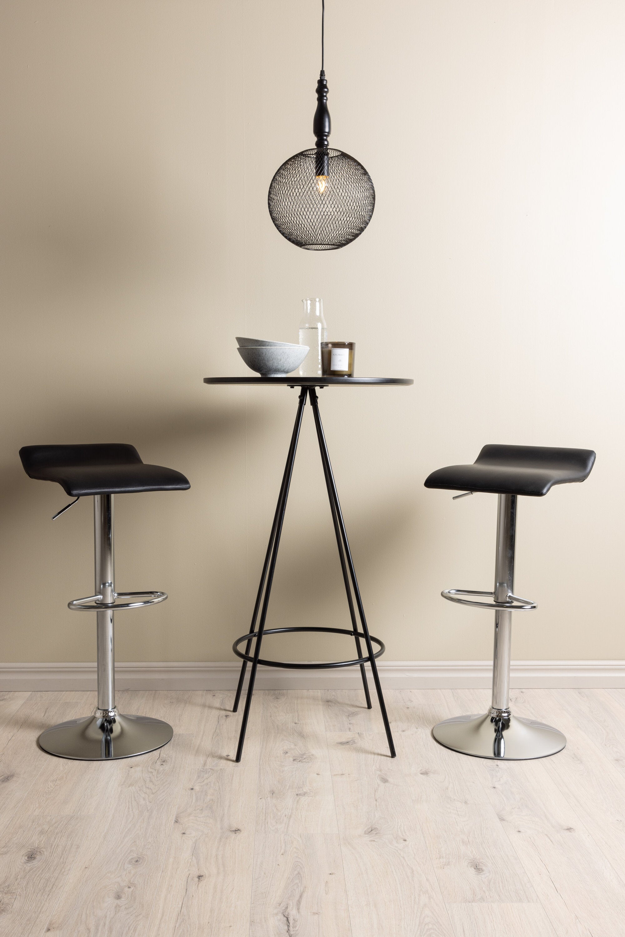 Barset Bistro + Jonna ⌀60cm/2St. in Schwarzes Silber präsentiert im Onlineshop von KAQTU Design AG. Bartischset ist von Venture Home