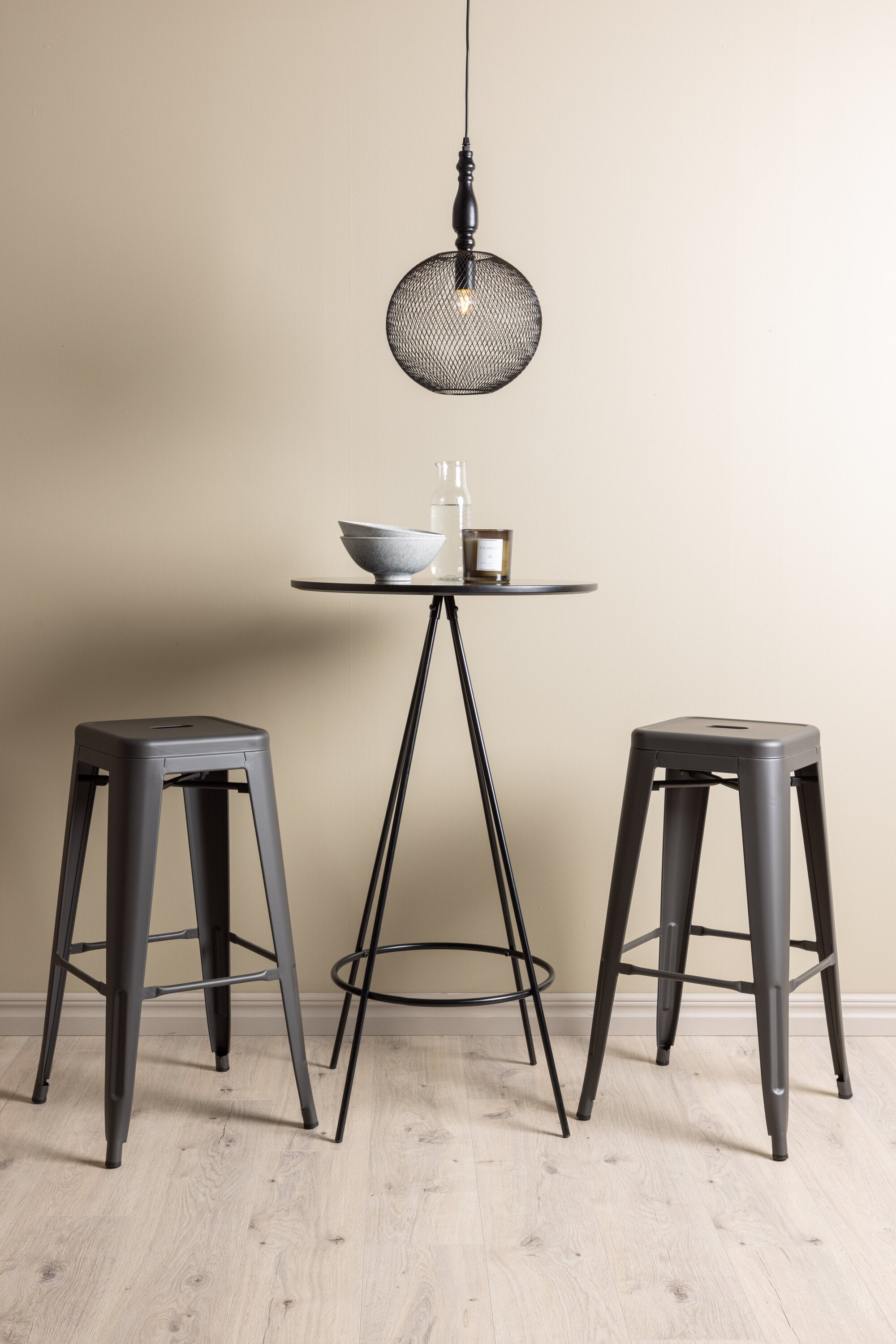 Barset Bistro + Tempe ⌀60cm/2St. Tief in Dunkelgrau präsentiert im Onlineshop von KAQTU Design AG. Bartischset ist von Venture Home