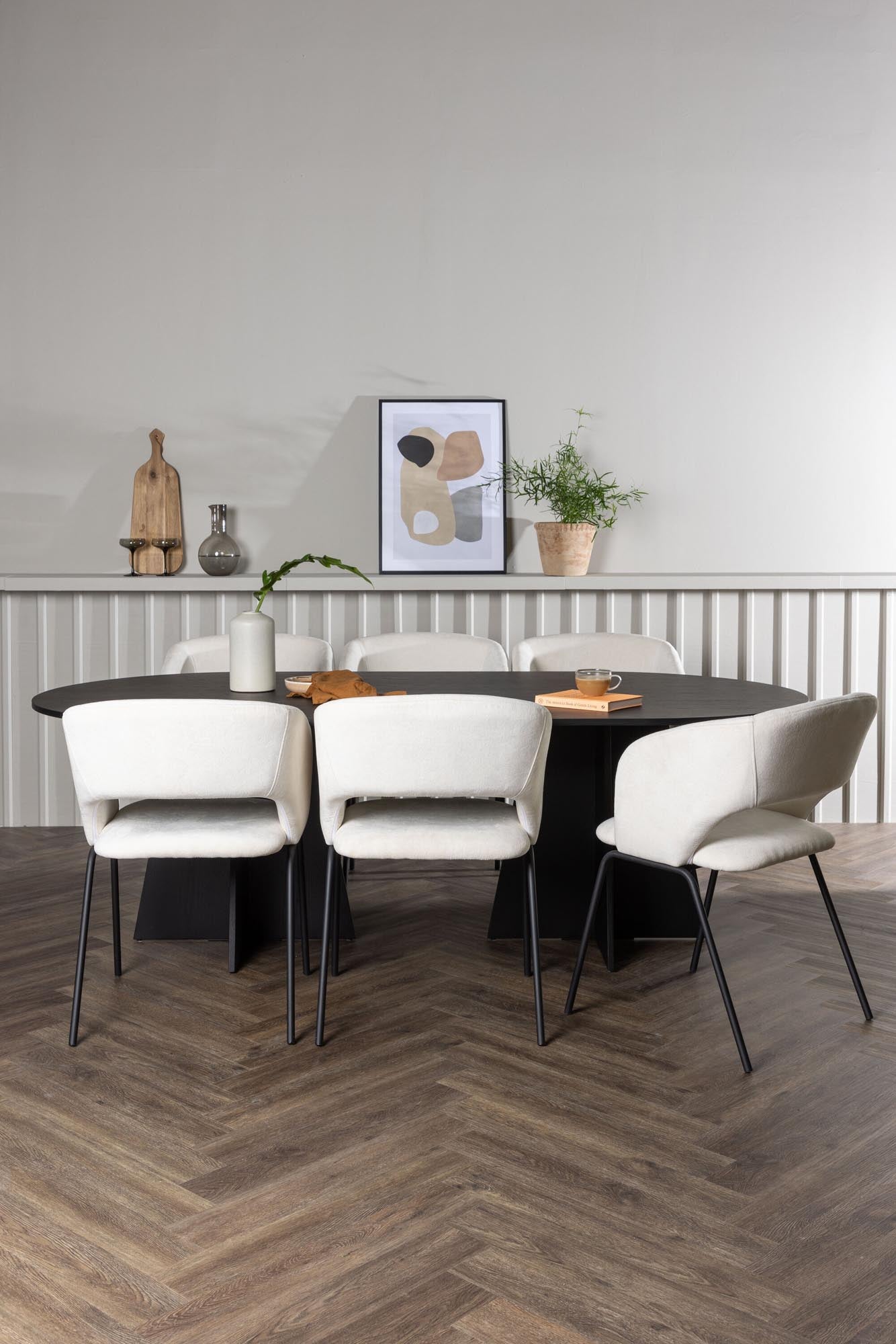 Stilvolles Bootcut Esszimmerset von Venture Home: Ovale Tischplatte (115x230cm) aus MDF, 6 elegante Leinenstühle, ideal für gesellige Anlässe.