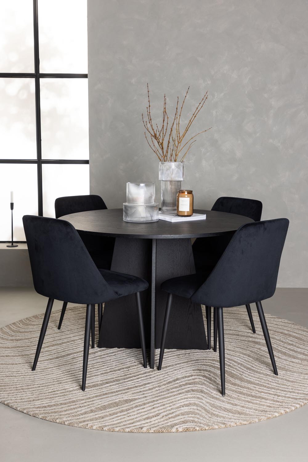 Bootcut Esszimmerset + Night ⌀110cm/4St. in Schwarz präsentiert im Onlineshop von KAQTU Design AG. Esszimmerset ist von Venture Home