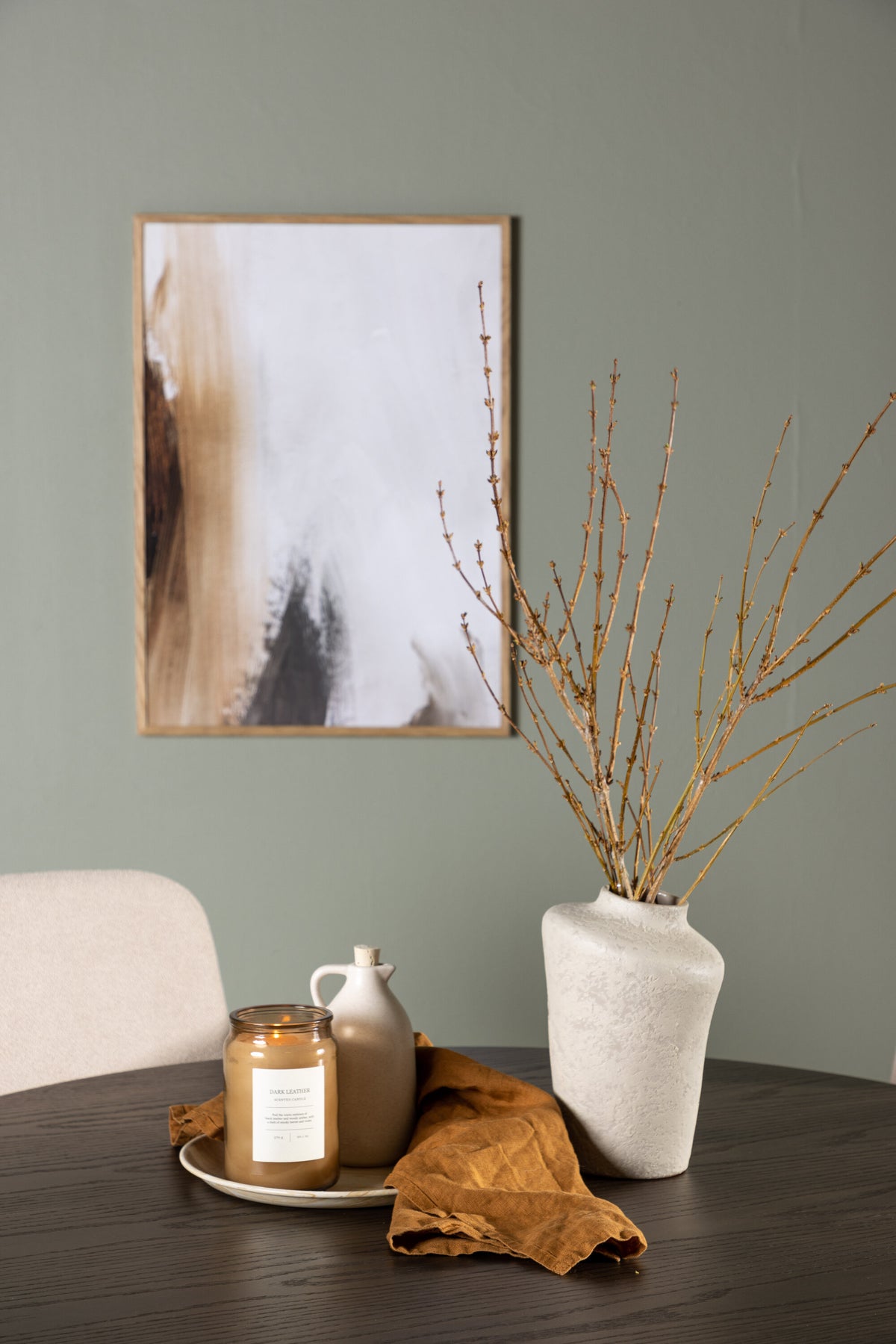 Olivia Esszimmerset + Seda ⌀110cm/4St. in Beige / Braun präsentiert im Onlineshop von KAQTU Design AG. Esszimmerset ist von Venture Home