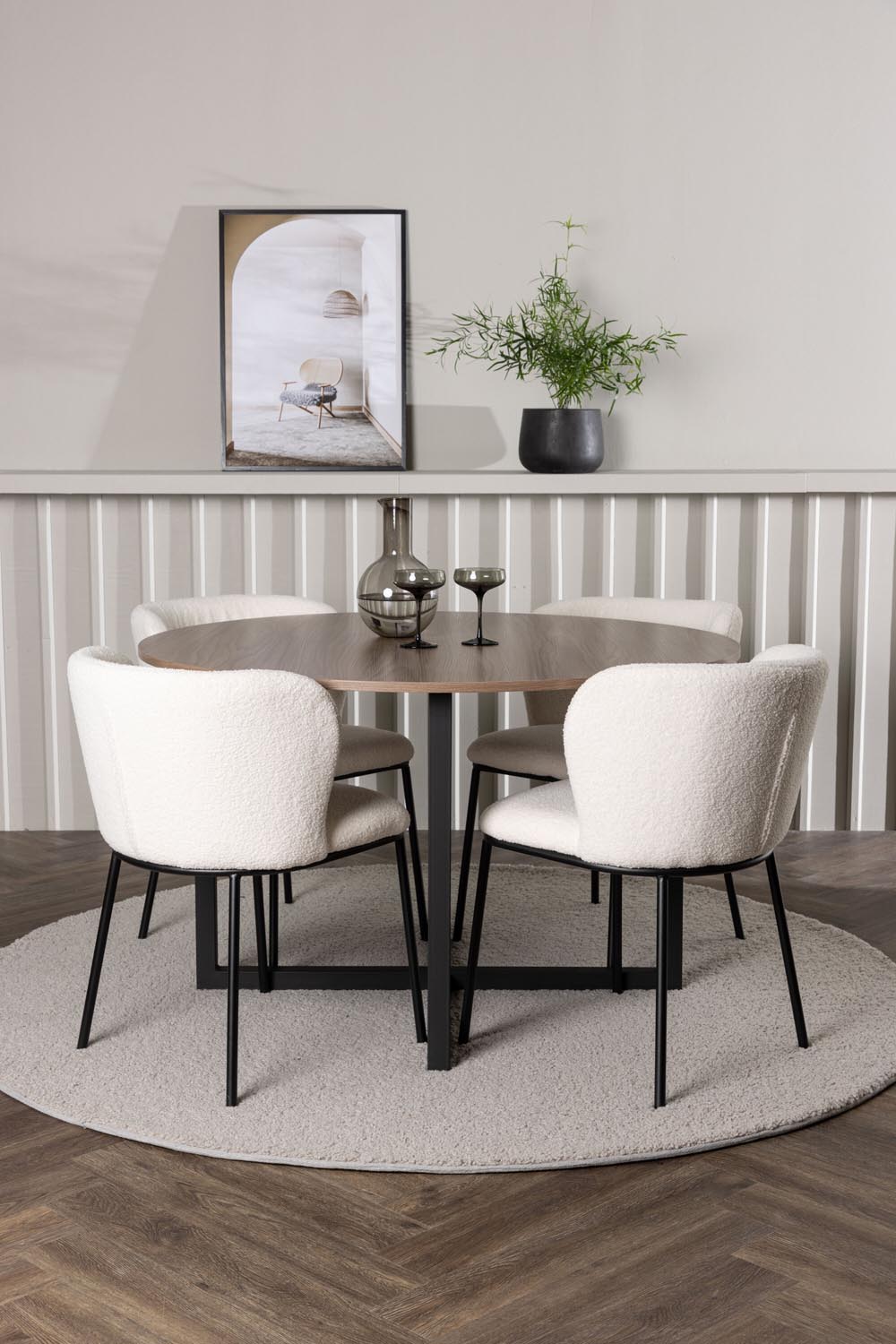 Durango Esszimmerset + Edina ⌀120cm/4St. in Schwarz-Weiss präsentiert im Onlineshop von KAQTU Design AG. Esszimmerset ist von Venture Home