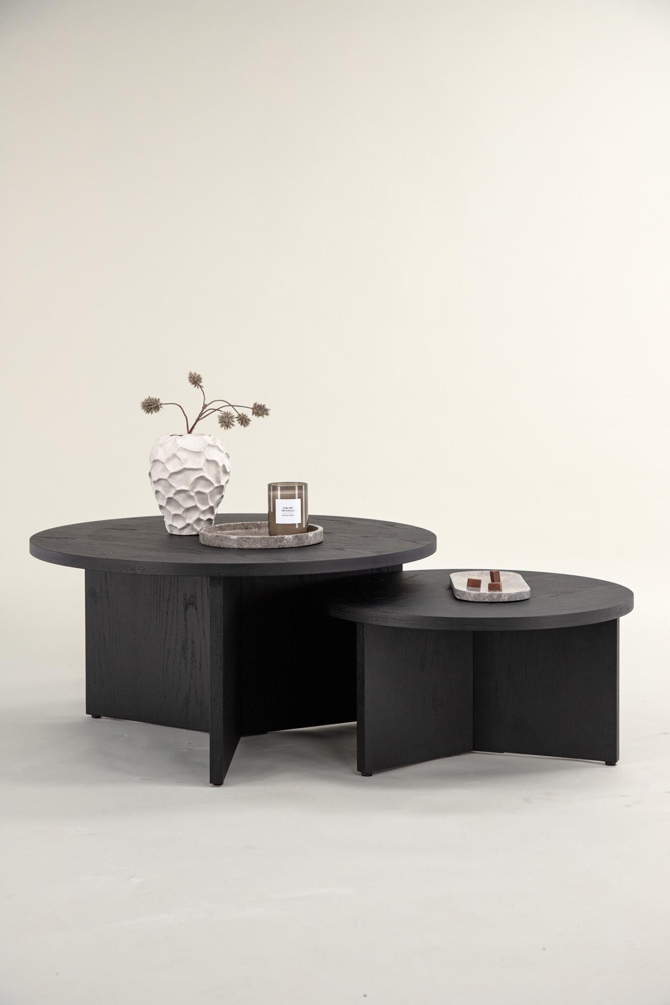 Saltö Coffee Tisch von Venture Home: Stilvolles Design, flexible Nutzung und hochwertige Materialien für ein modernes Zuhause.