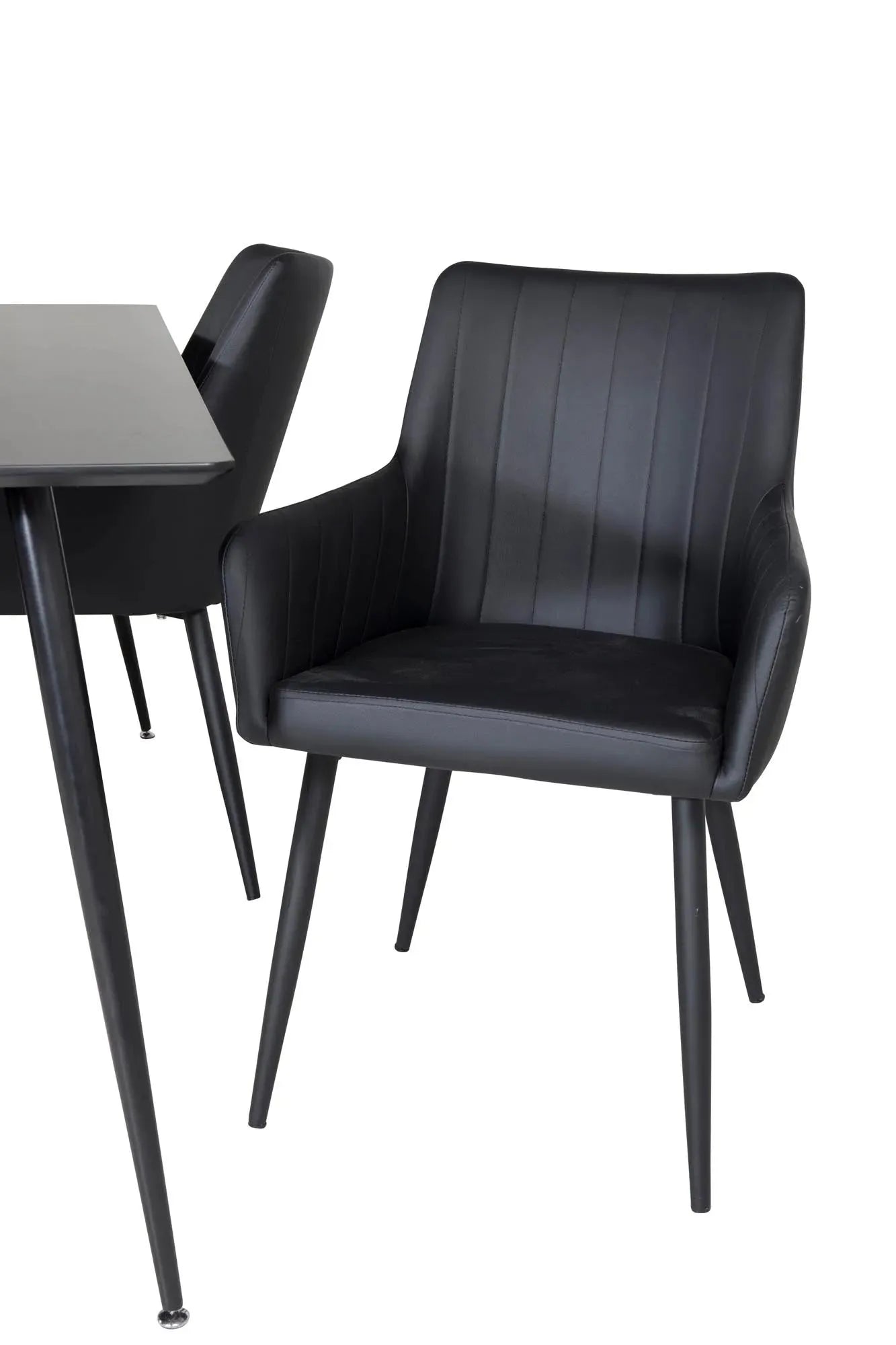 Modernes Esszimmer Set Silar mit Stuhl Comfort von Venture Home.