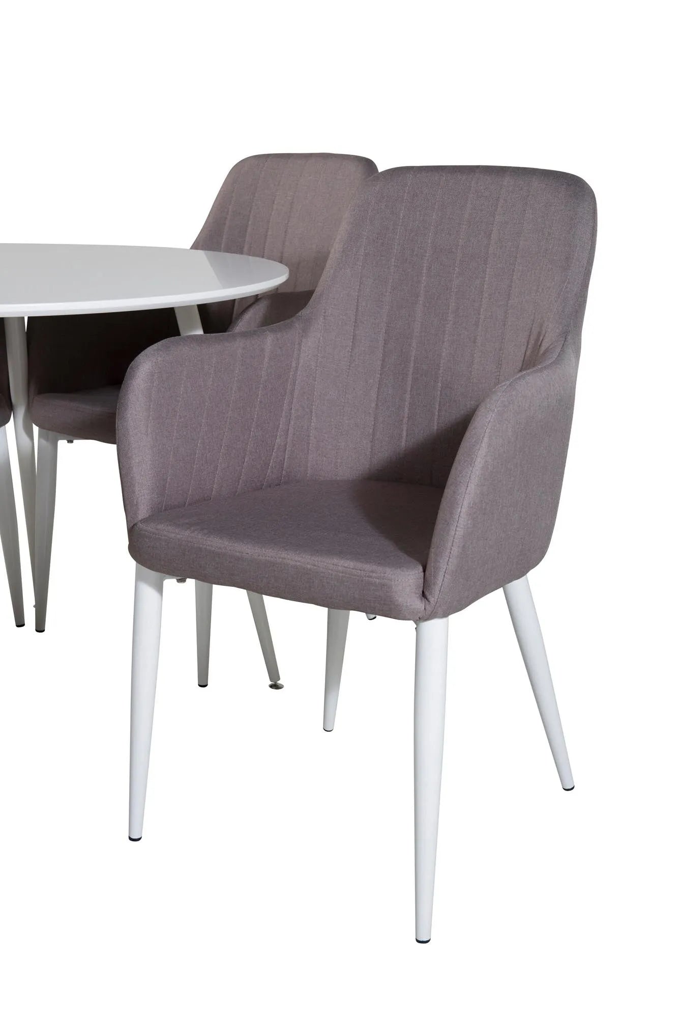 Elegantes Esszimmer Set Plaza mit bequemen Stühlen von Venture Home.