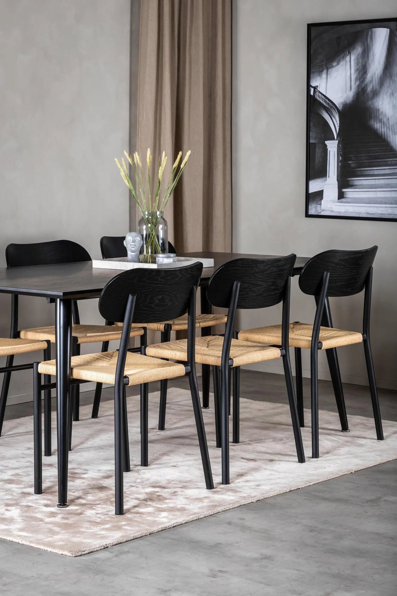 Modernes Esszimmer Set Dipp mit Polly Stühlen von Venture Home.