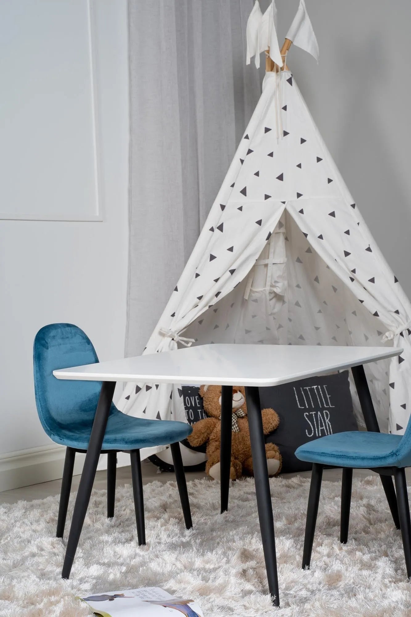 Esszimmer Set Polar: Stilvolle Gemütlichkeit für Ihr Esszimmer.
