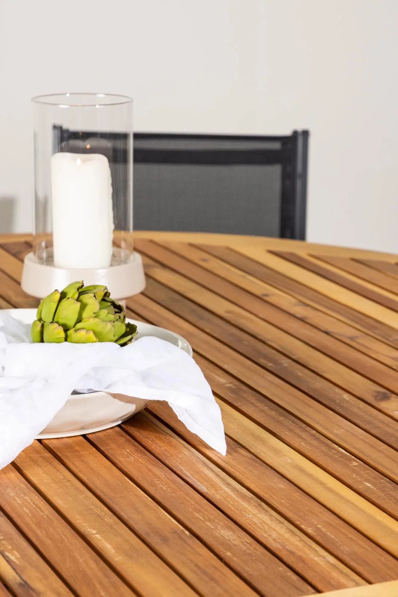 Rundes Esszimmer-Set Tucumán mit 6 Copacabana-Stühlen von Venture Home.