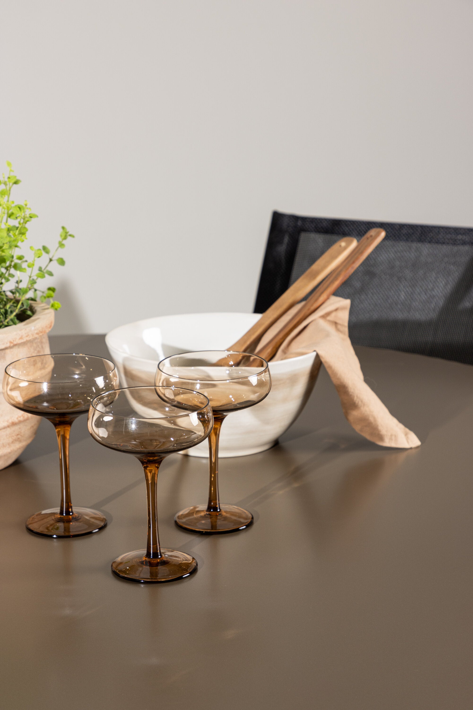 Santa Fe Gartentisch Set Alina in Braun schwarz präsentiert im Onlineshop von KAQTU Design AG. Gartentischset ist von Venture Home