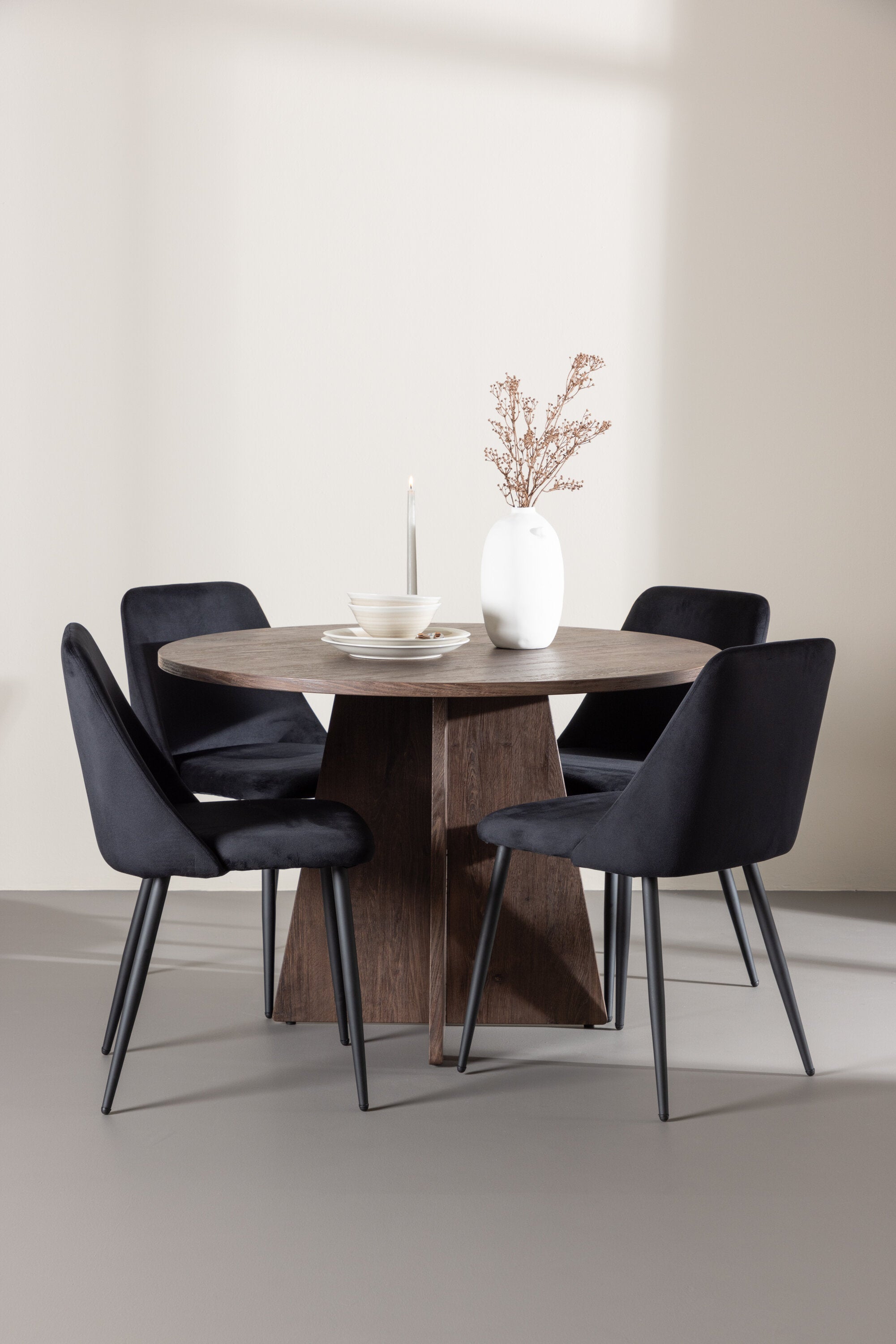 Bootcut Esszimmertisch mit Night Stühlen in  präsentiert im Onlineshop von KAQTU Design AG. Bartischset ist von Venture Home