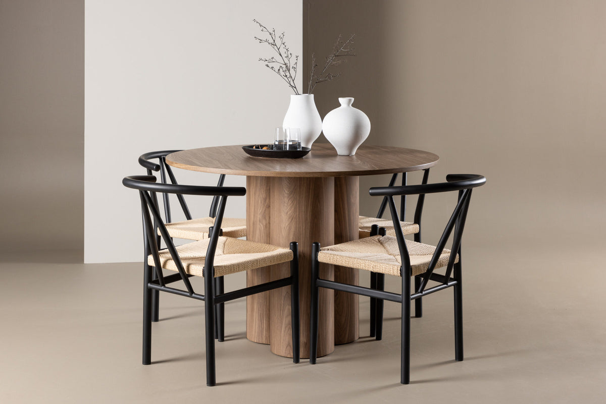 Olivia Esstisch mit Stühlen Alfons in Schwarz präsentiert im Onlineshop von KAQTU Design AG. Esszimmerset ist von Venture Home