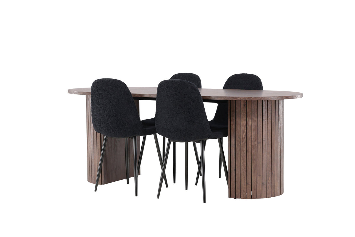 Härön Esstisch mit Polar Stühlen in Schwarz präsentiert im Onlineshop von KAQTU Design AG. Esszimmerset ist von Venture Home