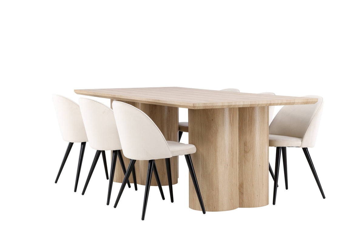 Olivia Esstisch mit Velvet Stühlen in Beige präsentiert im Onlineshop von KAQTU Design AG. Esszimmerset ist von Venture Home
