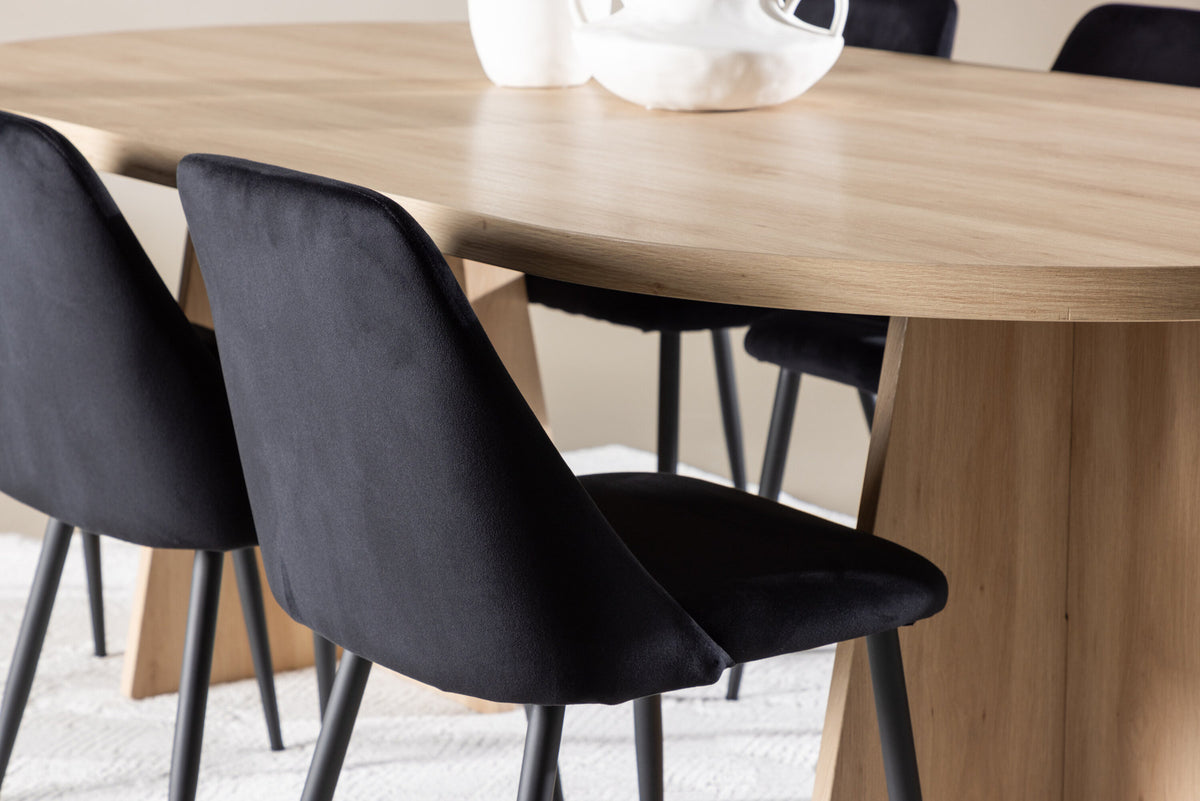 Bootcut Esszimmertisch mit Night Stühlen in Schwarz präsentiert im Onlineshop von KAQTU Design AG. Esszimmerset ist von Venture Home