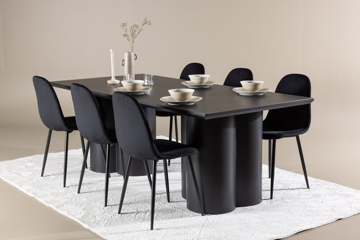 Olivia Esstisch mit Polar Stühlen in Schwarz präsentiert im Onlineshop von KAQTU Design AG. Esszimmerset ist von Venture Home