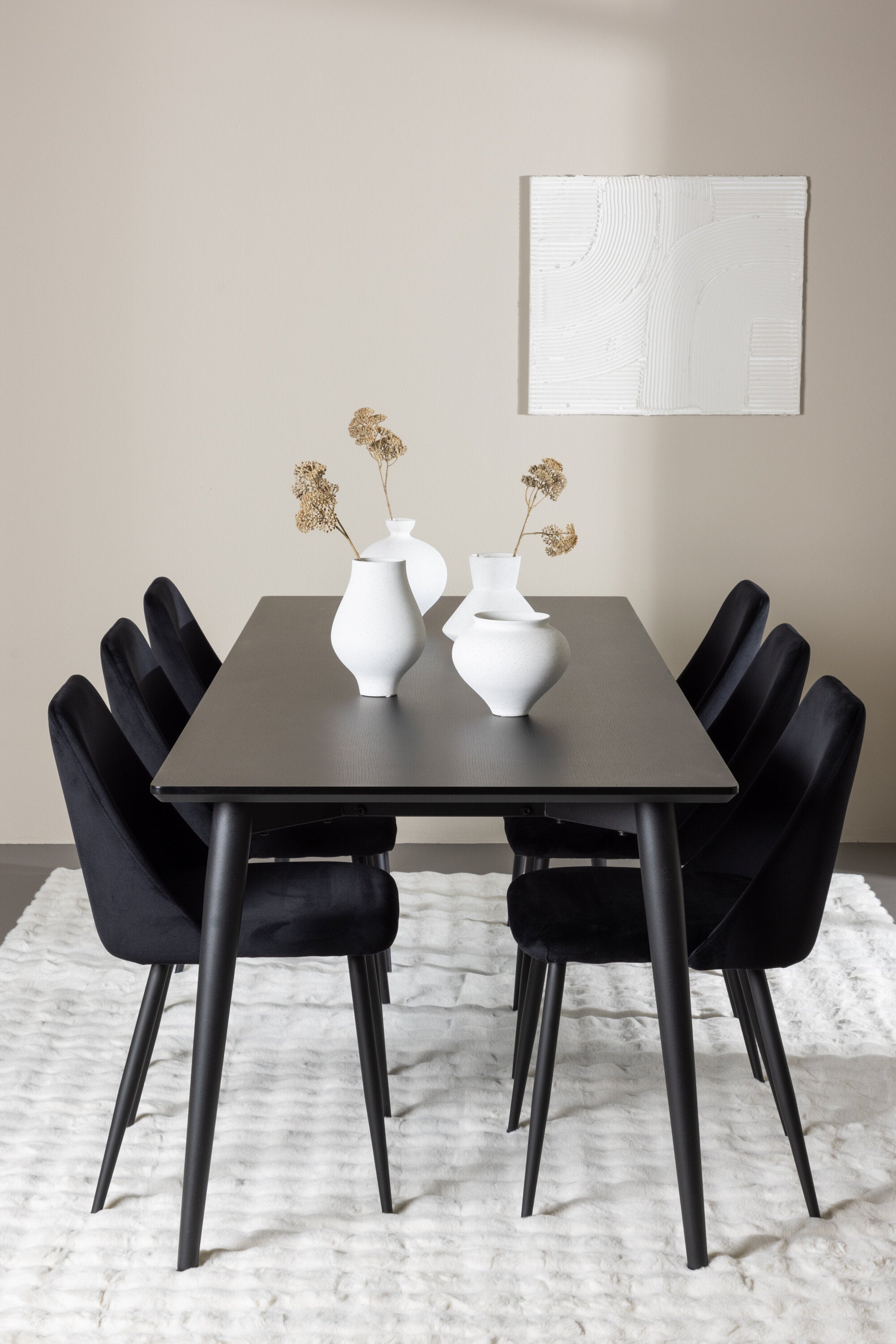 Esstisch Ellis mit Night Stühlen in  präsentiert im Onlineshop von KAQTU Design AG. Esszimmerset ist von Venture Home