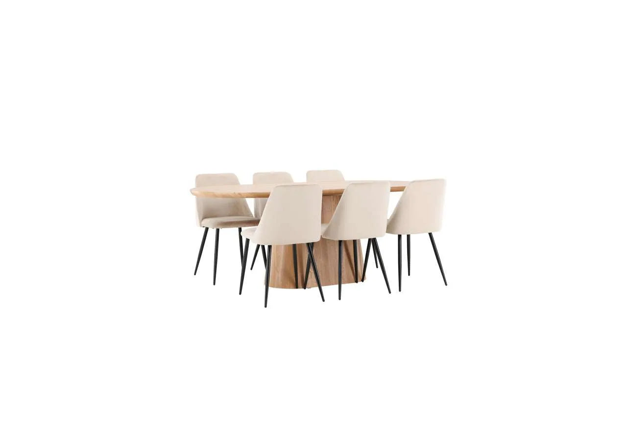 Eleganter Esstisch Stjärnö mit Nachtstuhl von Venture Home, perfekt für moderne Esszimmer und stilvolle Wohnbereiche.