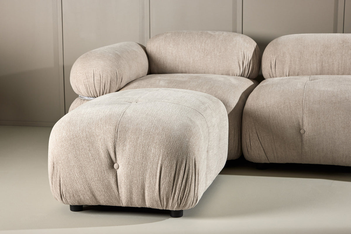 Mika Corner Sofa in Beige präsentiert im Onlineshop von KAQTU Design AG. Ecksofa ist von Venture Home