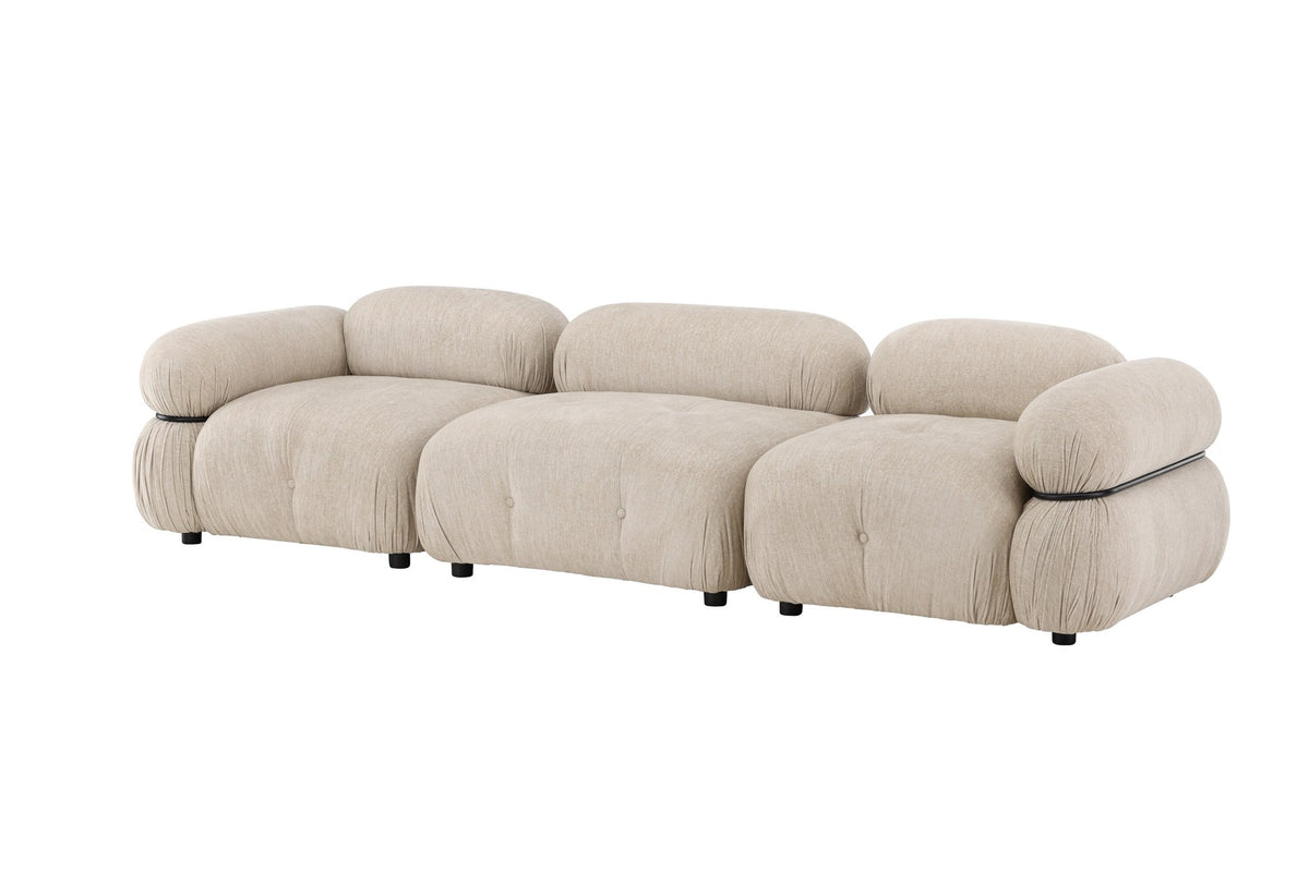 Beiges 3-Sitzer Sofa Mika von Venture Home mit Polyesterbezug, Schaumstofffüllung und schwarzen Kunststoffbeinen, moderne Form