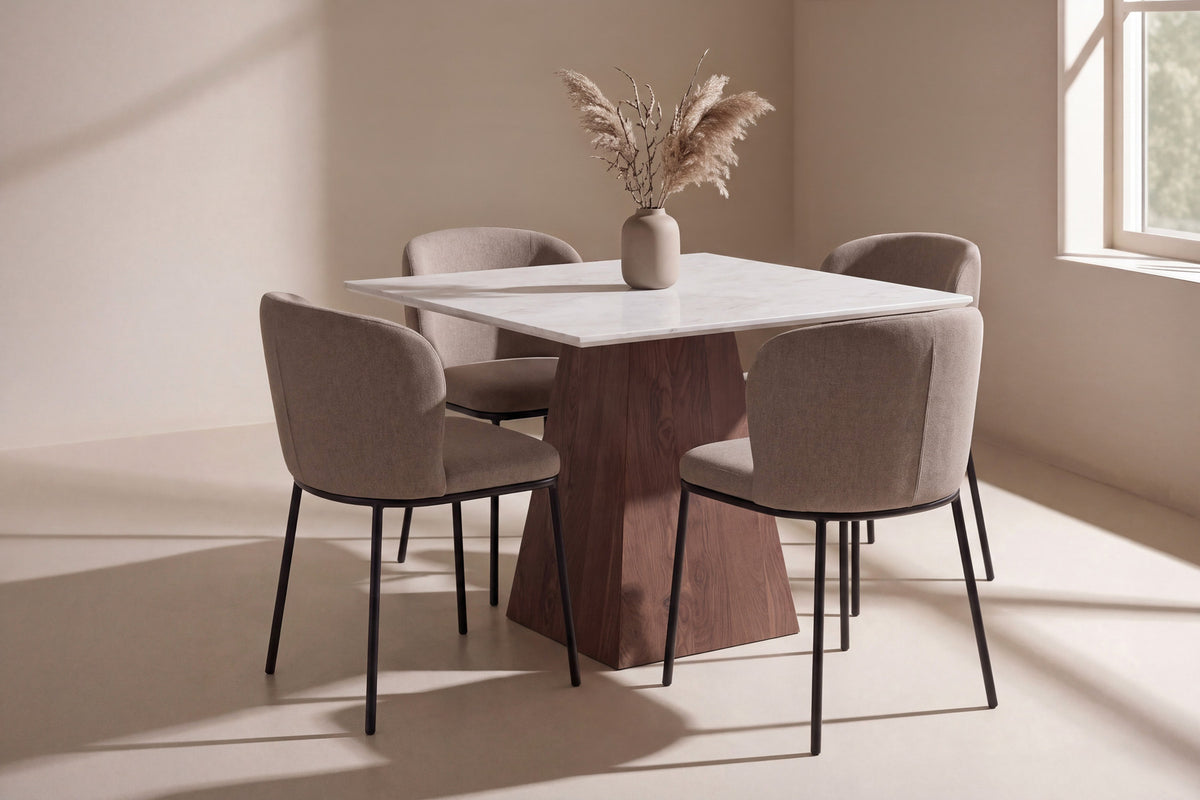 Essgruppe Cael mit Stühlen Edina in Braun präsentiert im Onlineshop von KAQTU Design AG. Esszimmerset ist von Venture Home