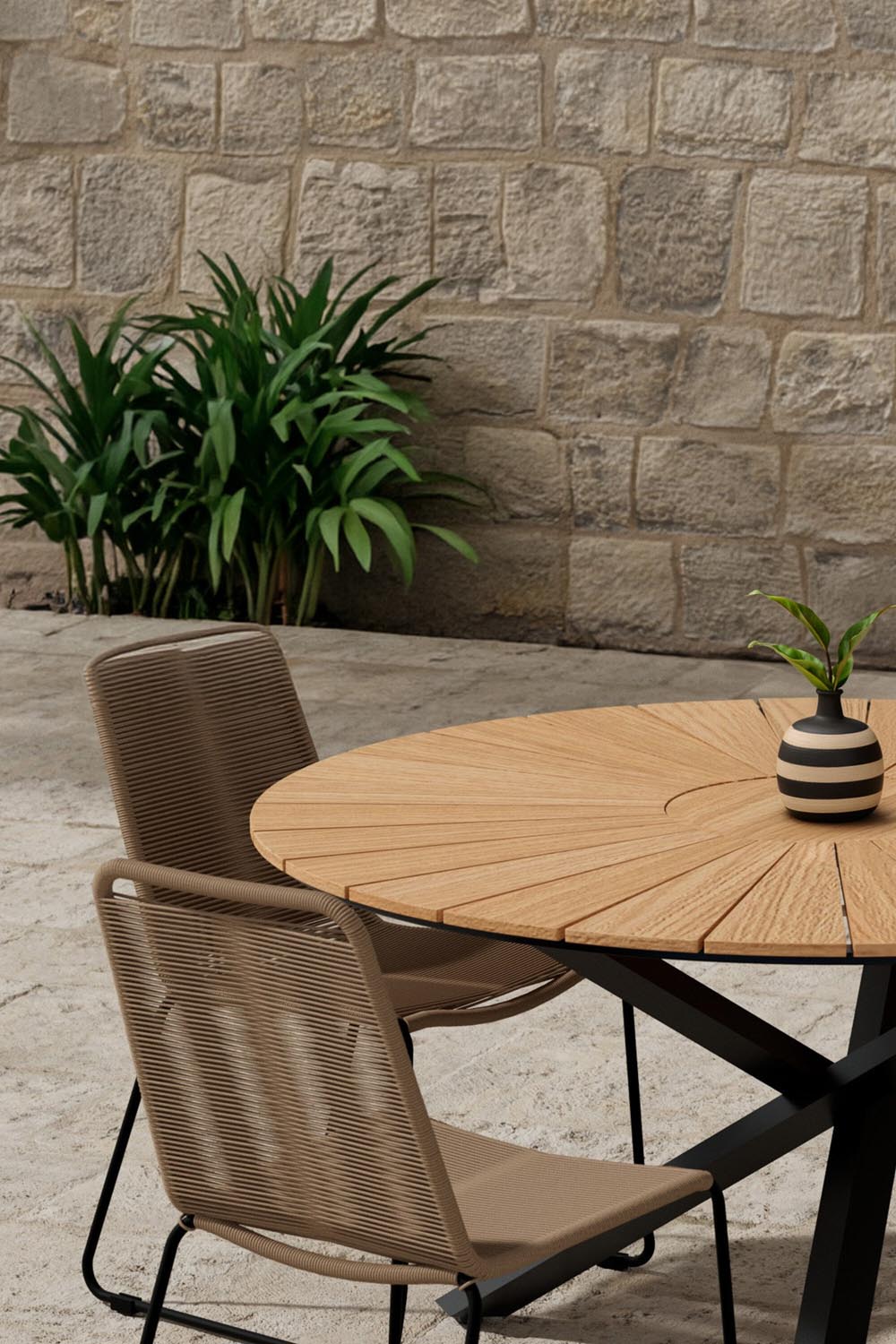 Mexiko Esszimmertisch mit Lindos-Stühlen in  präsentiert im Onlineshop von KAQTU Design AG. Gartentischset ist von Venture Home