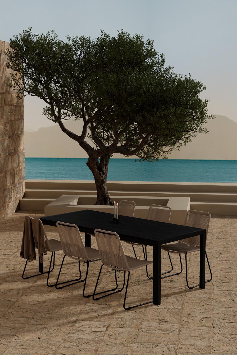 Esstisch Mirko mit Stühlen Lindos in  präsentiert im Onlineshop von KAQTU Design AG. Gartentischset ist von Venture Home